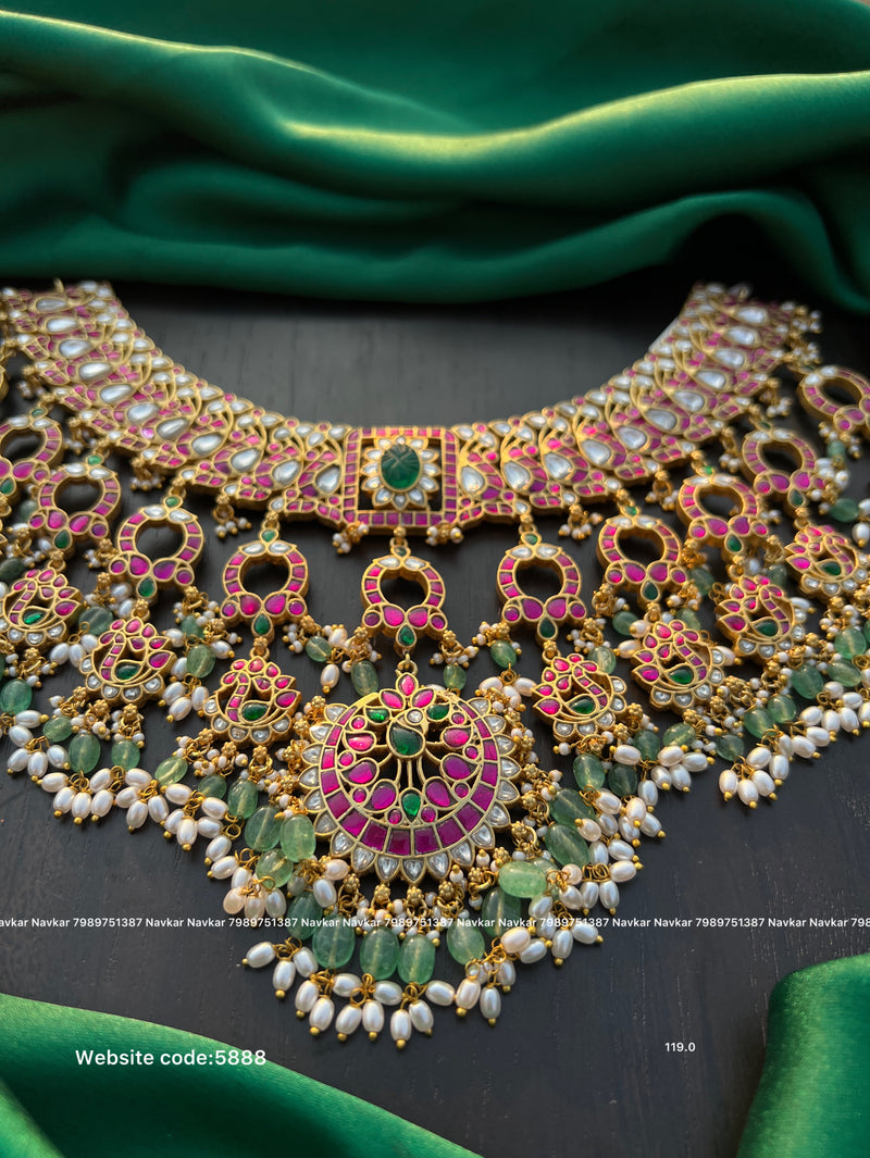 Kundan necklace