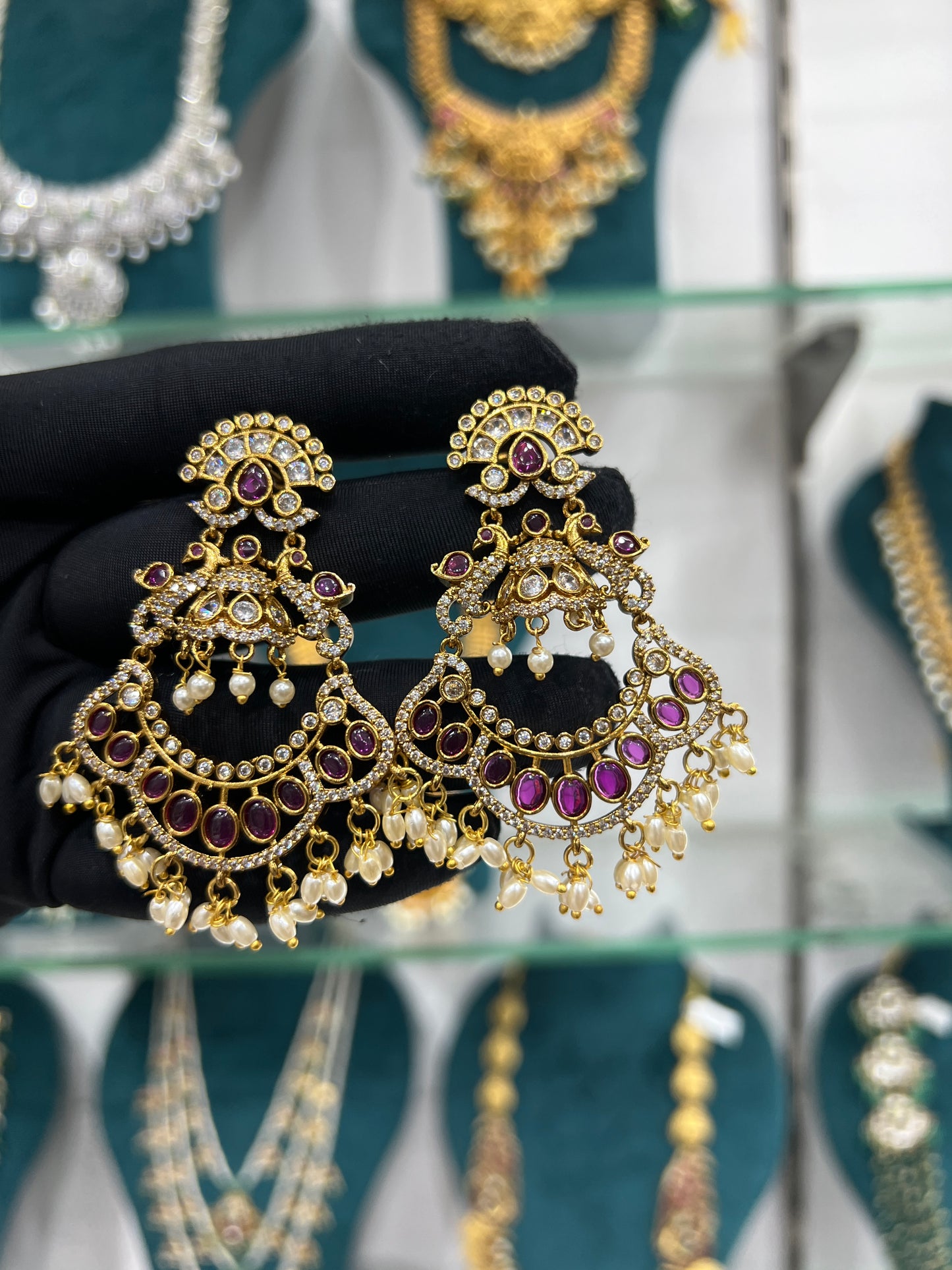 Mat earrings