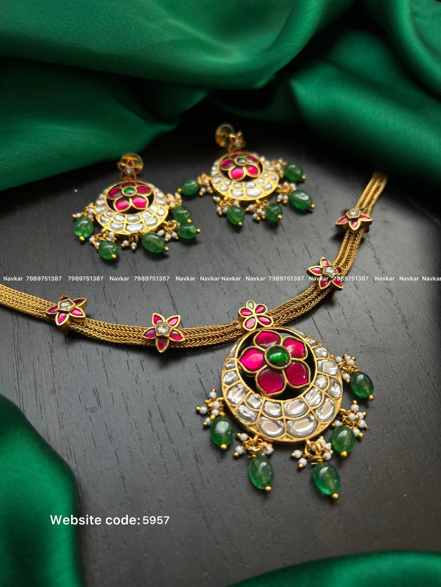 Kundan necklace