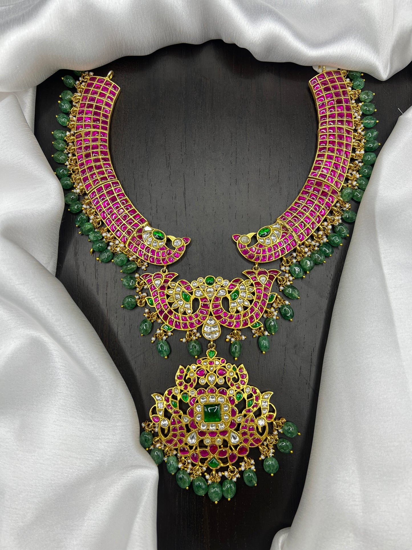 Kundan necklace