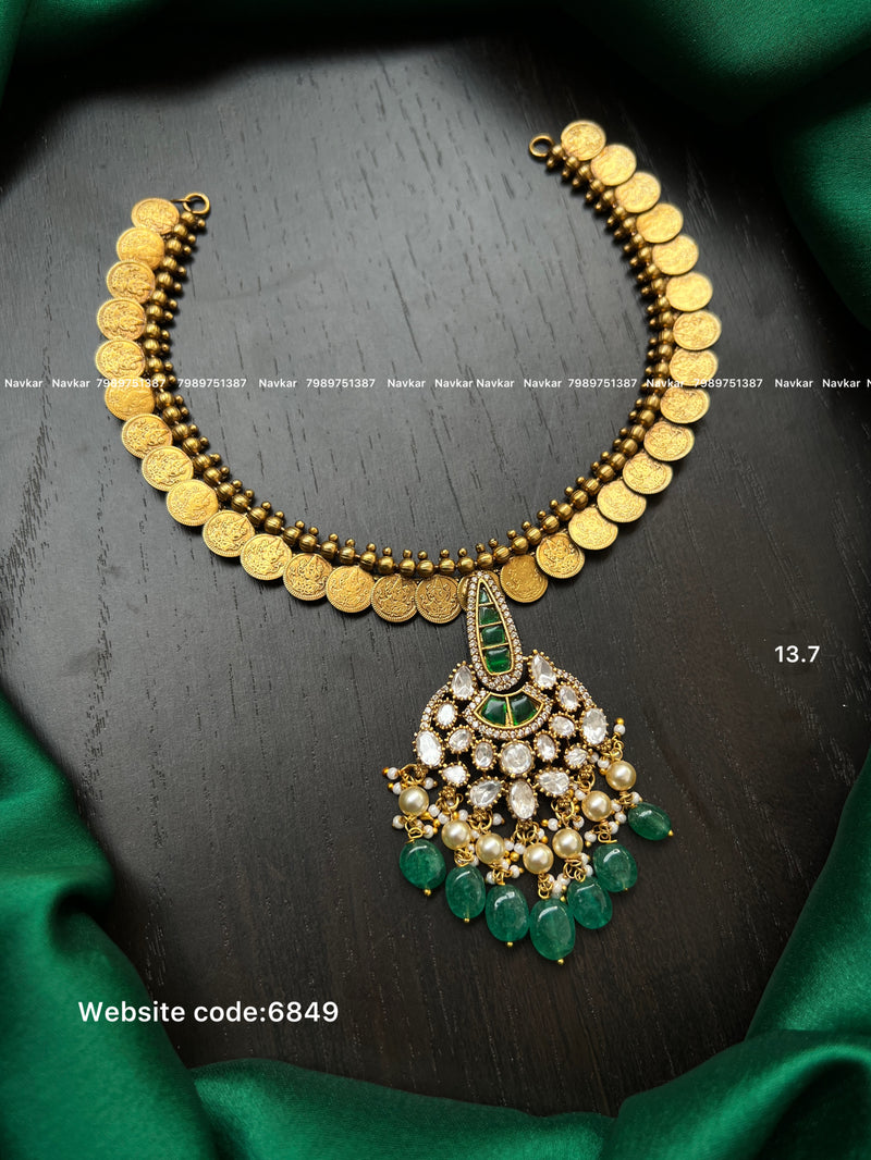 Kundan Nagshi necklace