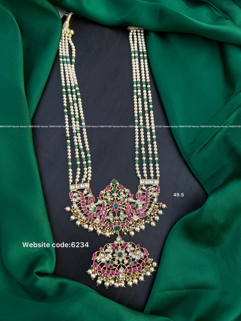 Kundan beads choker