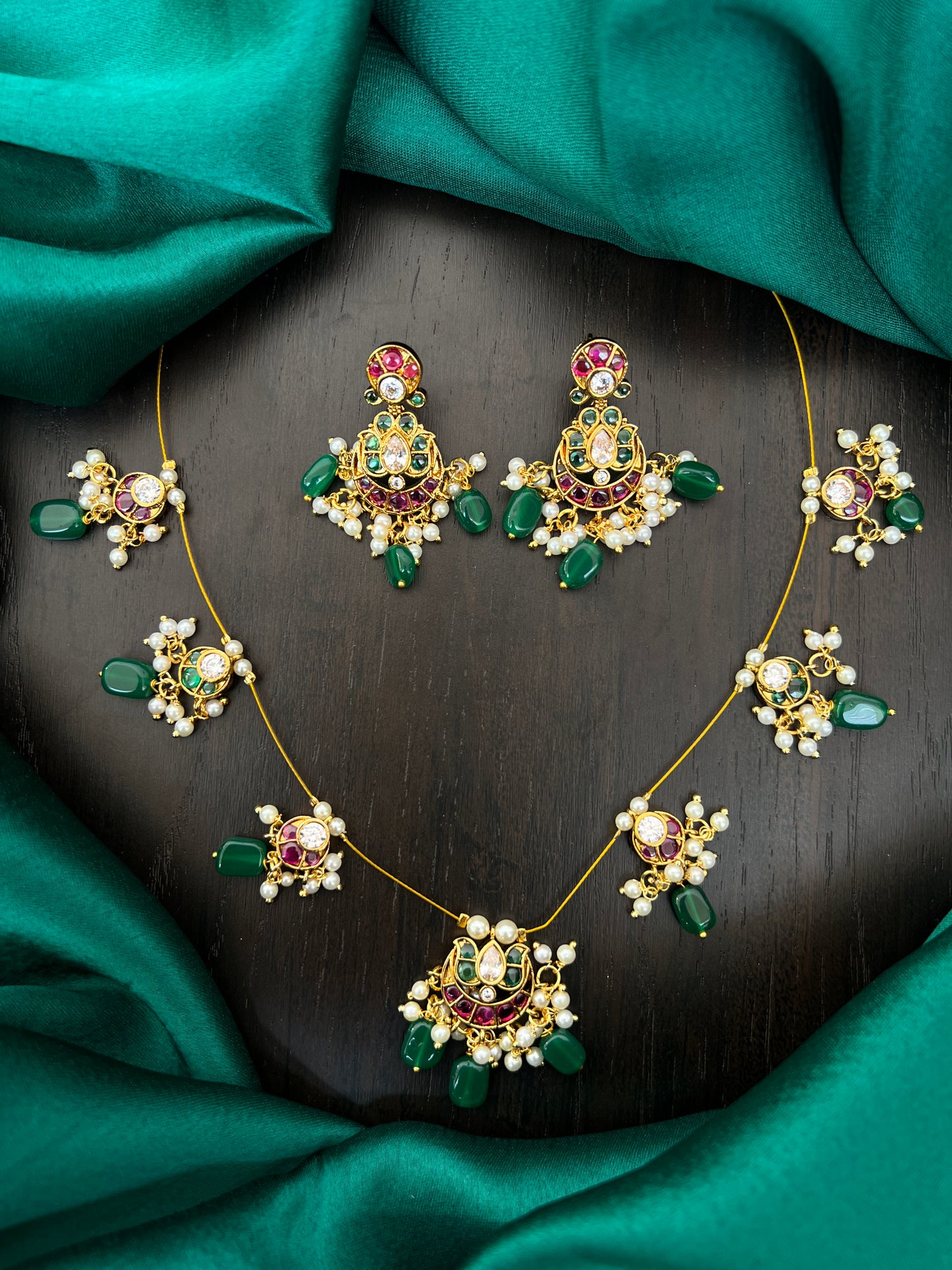 Pota stone invisible chain and earrings