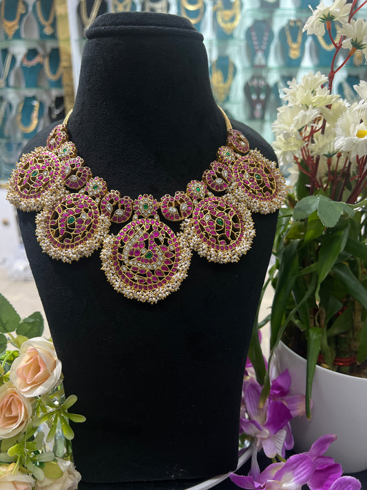 Kundan necklace