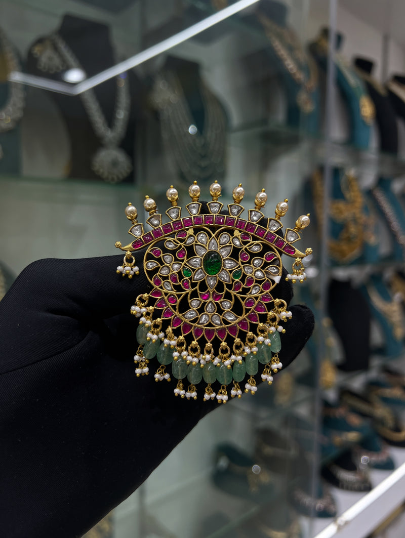 Kundan locket