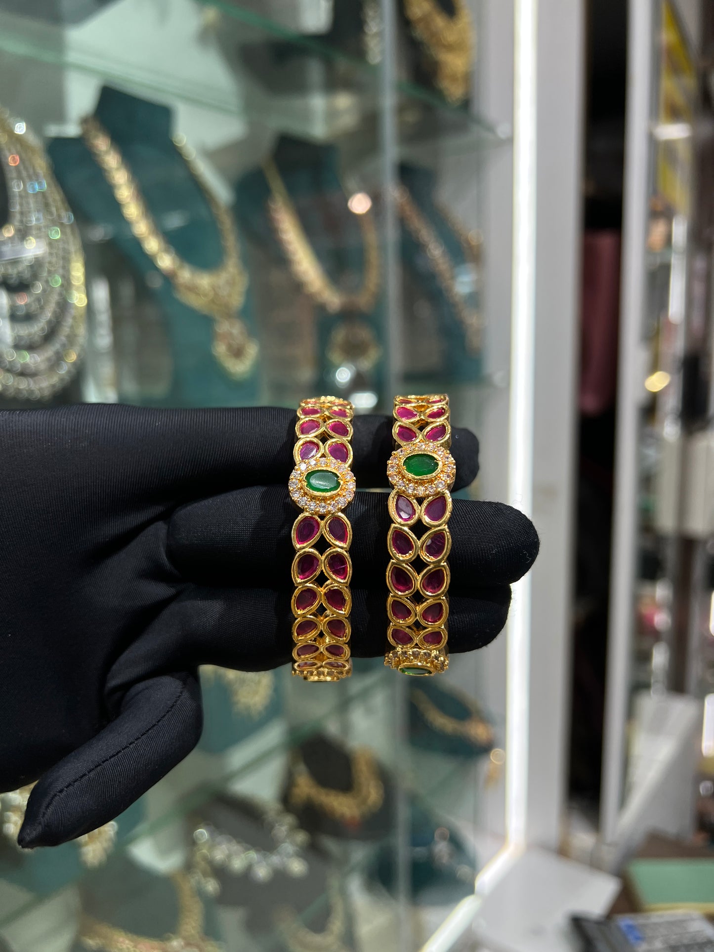 Mat bangles