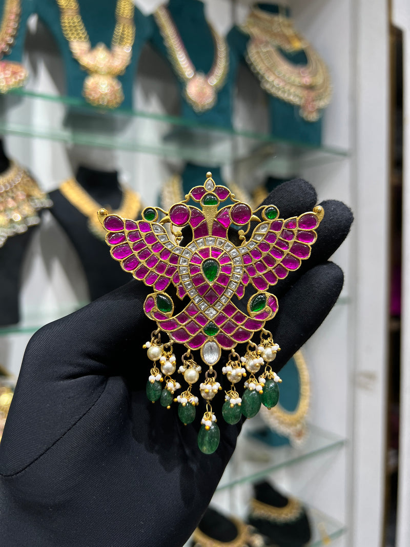 Kundan locket