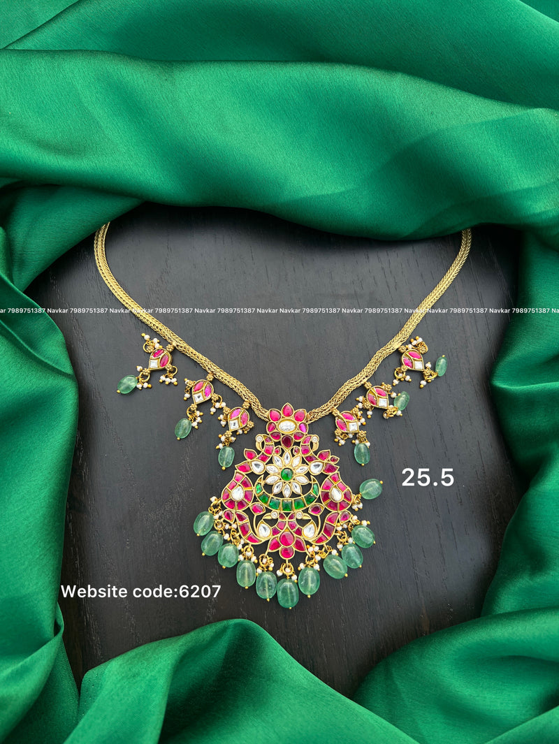 Kundan necklace
