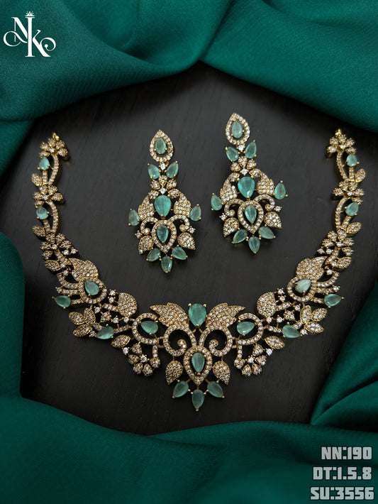 Victoria necklace