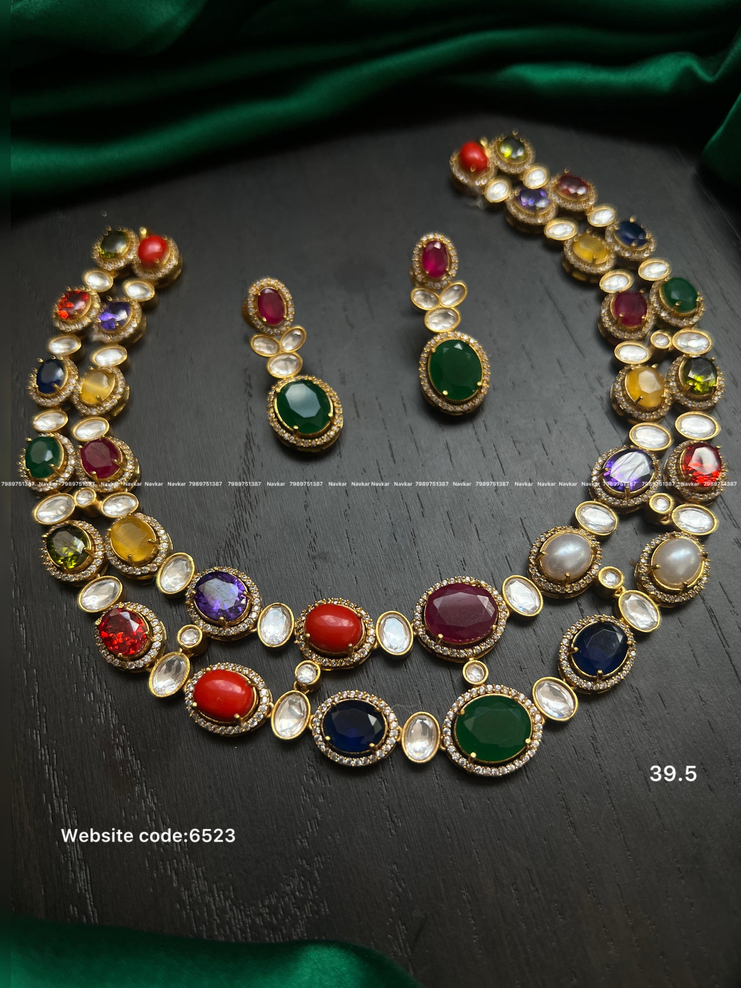 Victoria necklace