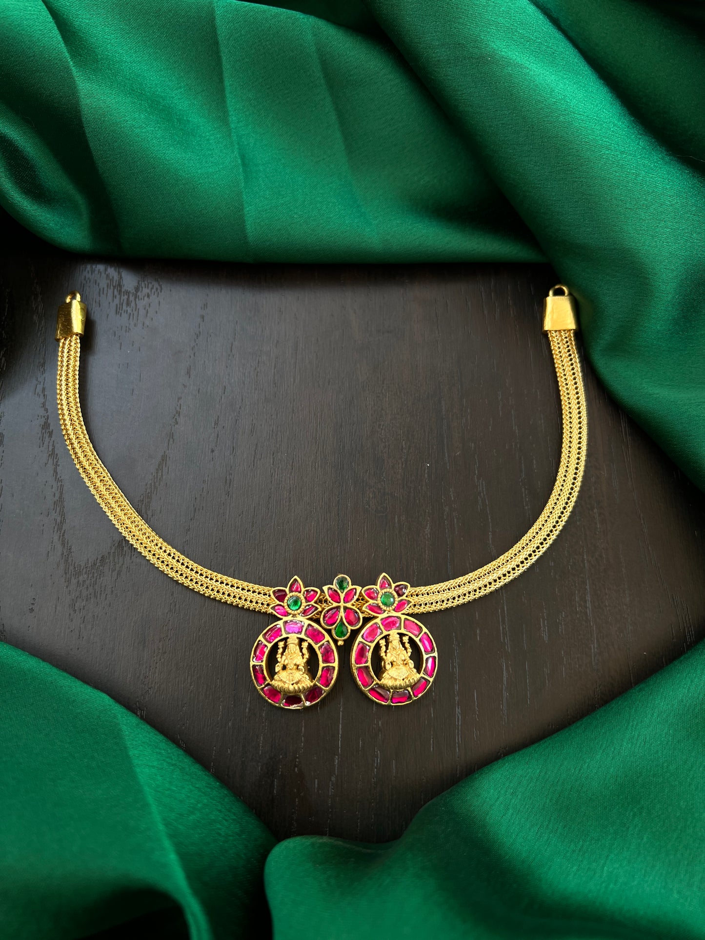 Kundan necklace