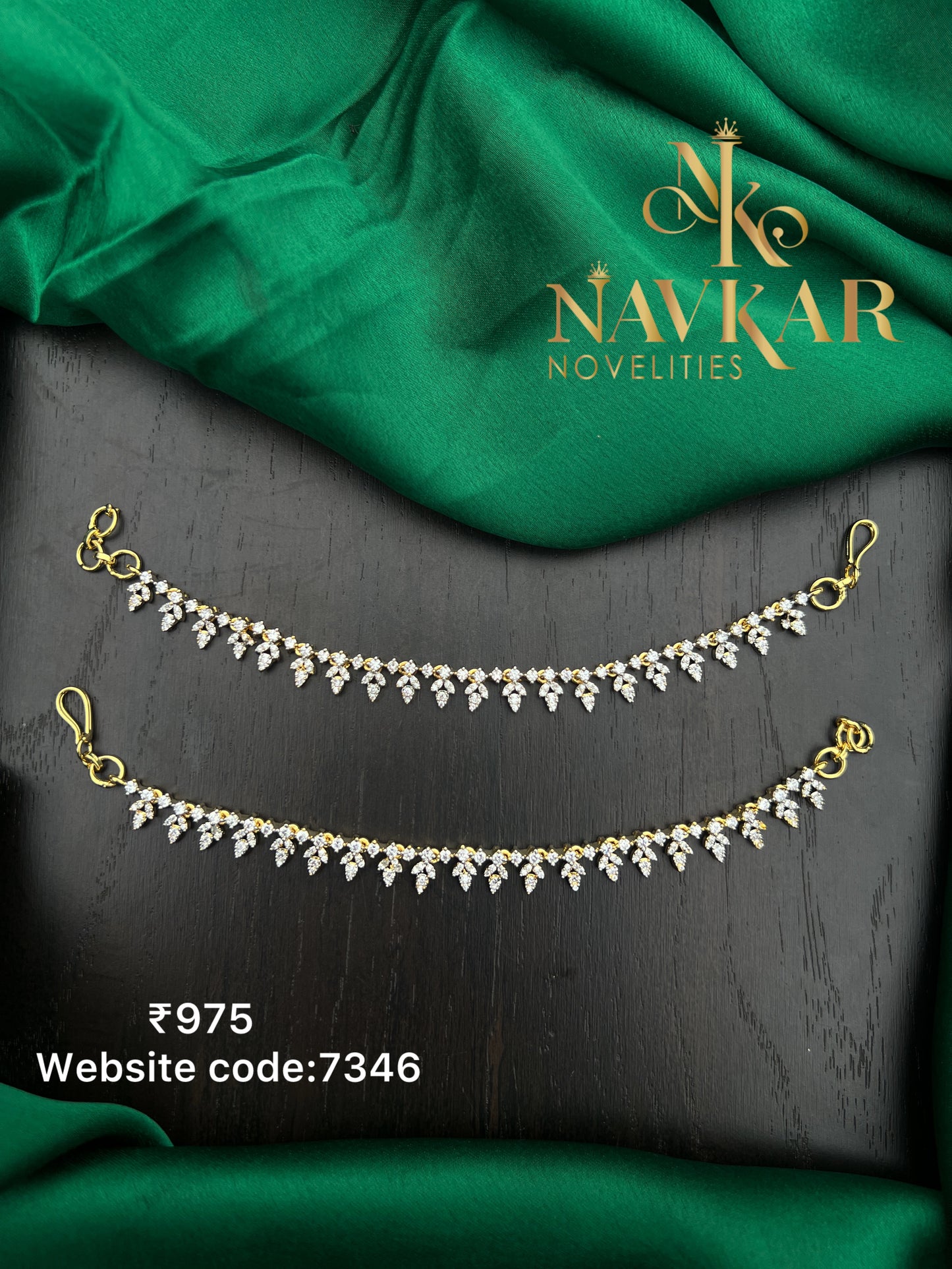 Gj Ear chain