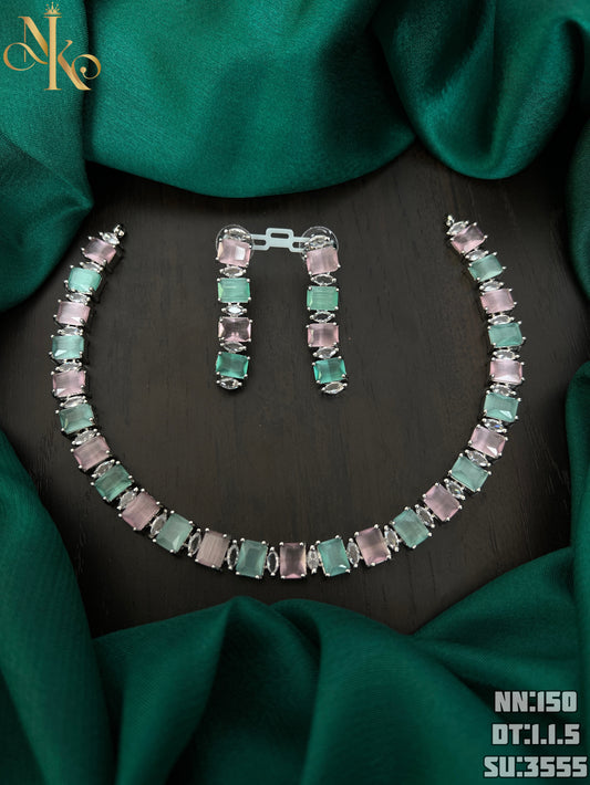 Victoria necklace
