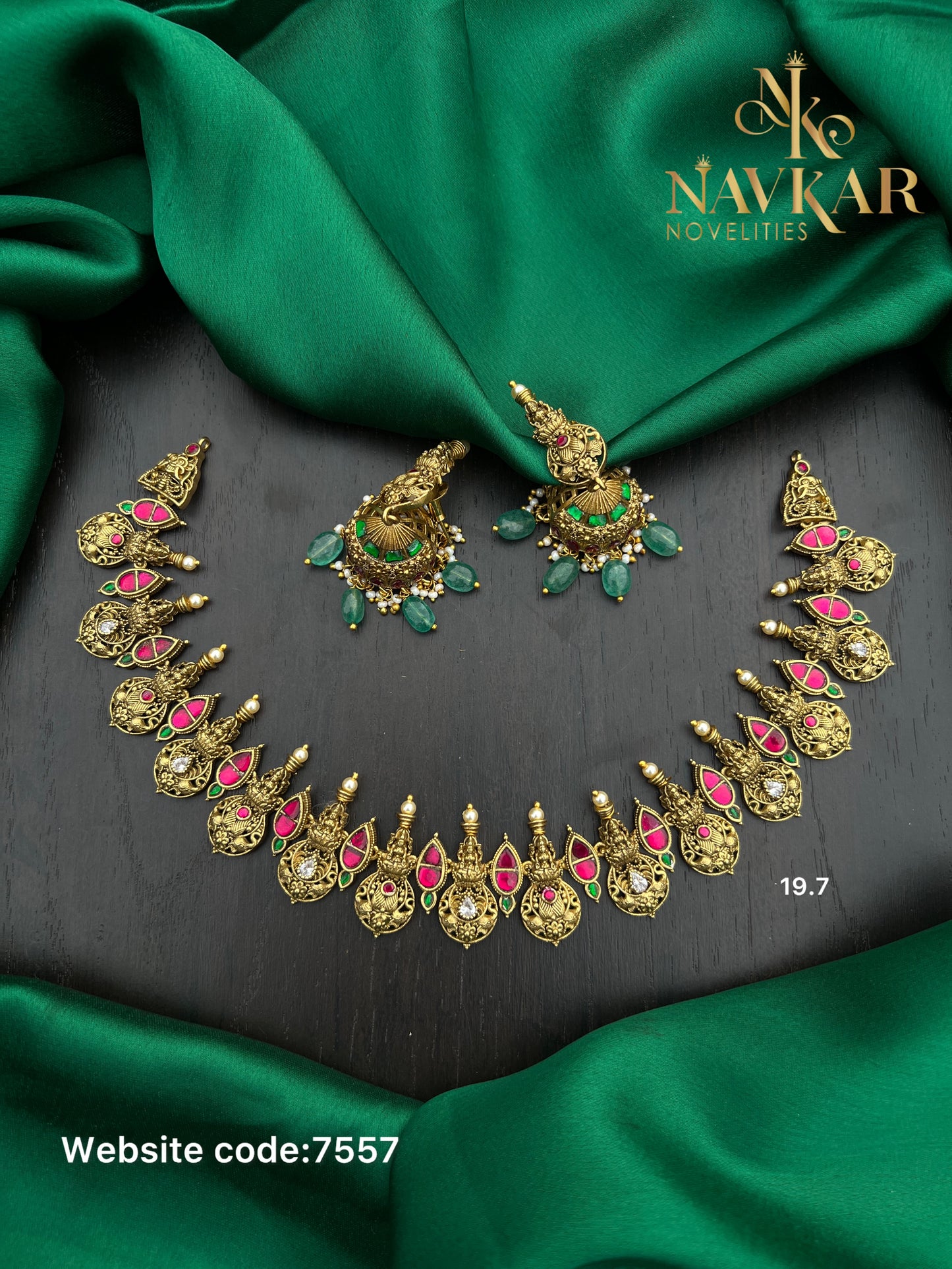 Kundan Nagshi Necklace