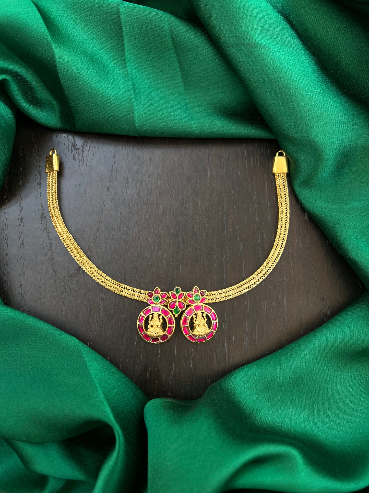 Kundan necklace