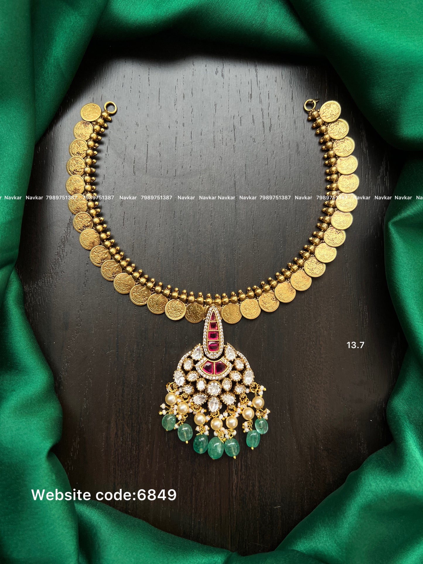 Kundan Nagshi necklace