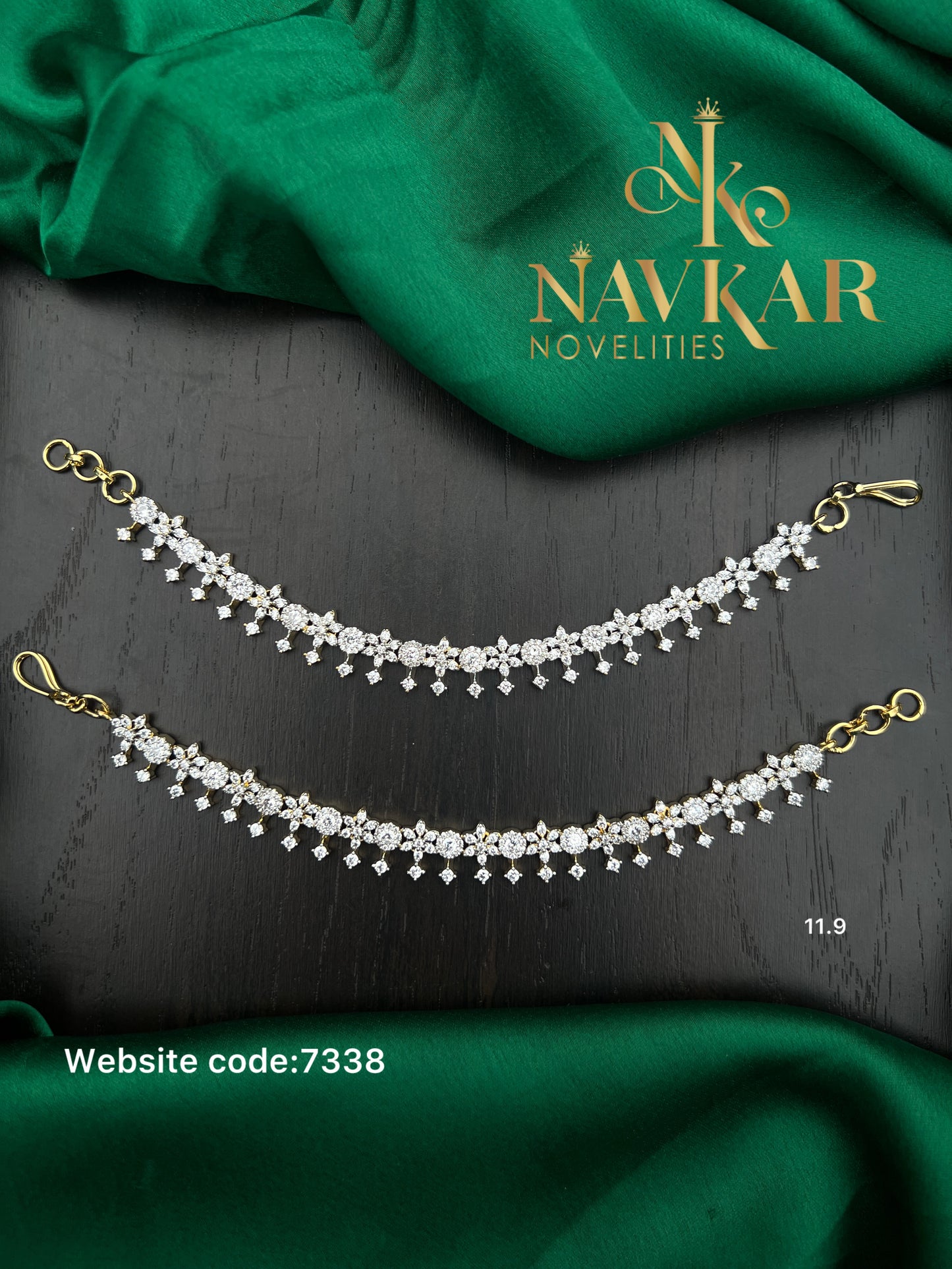 Gj Ear chain