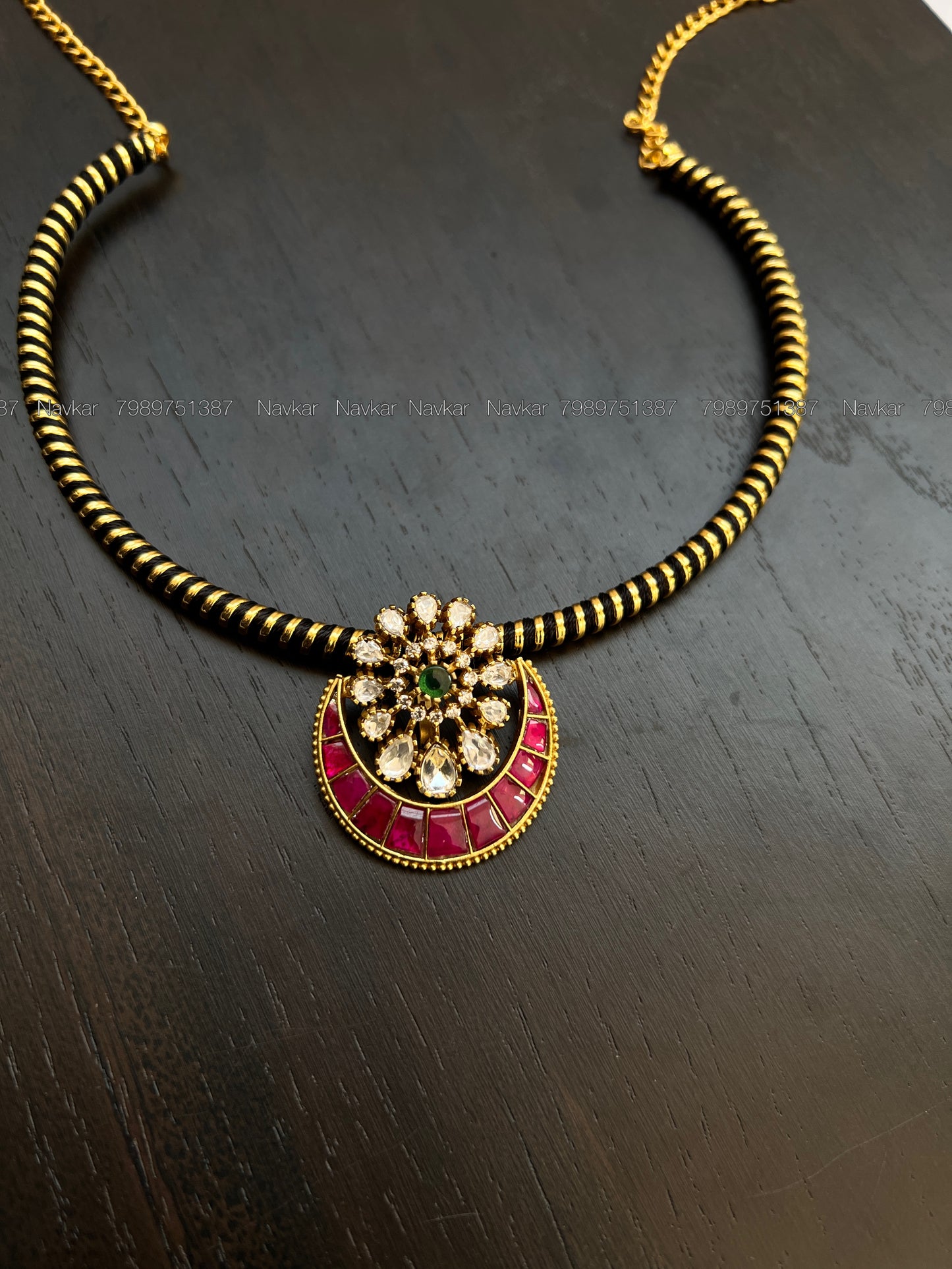 Black Hasli and locket set