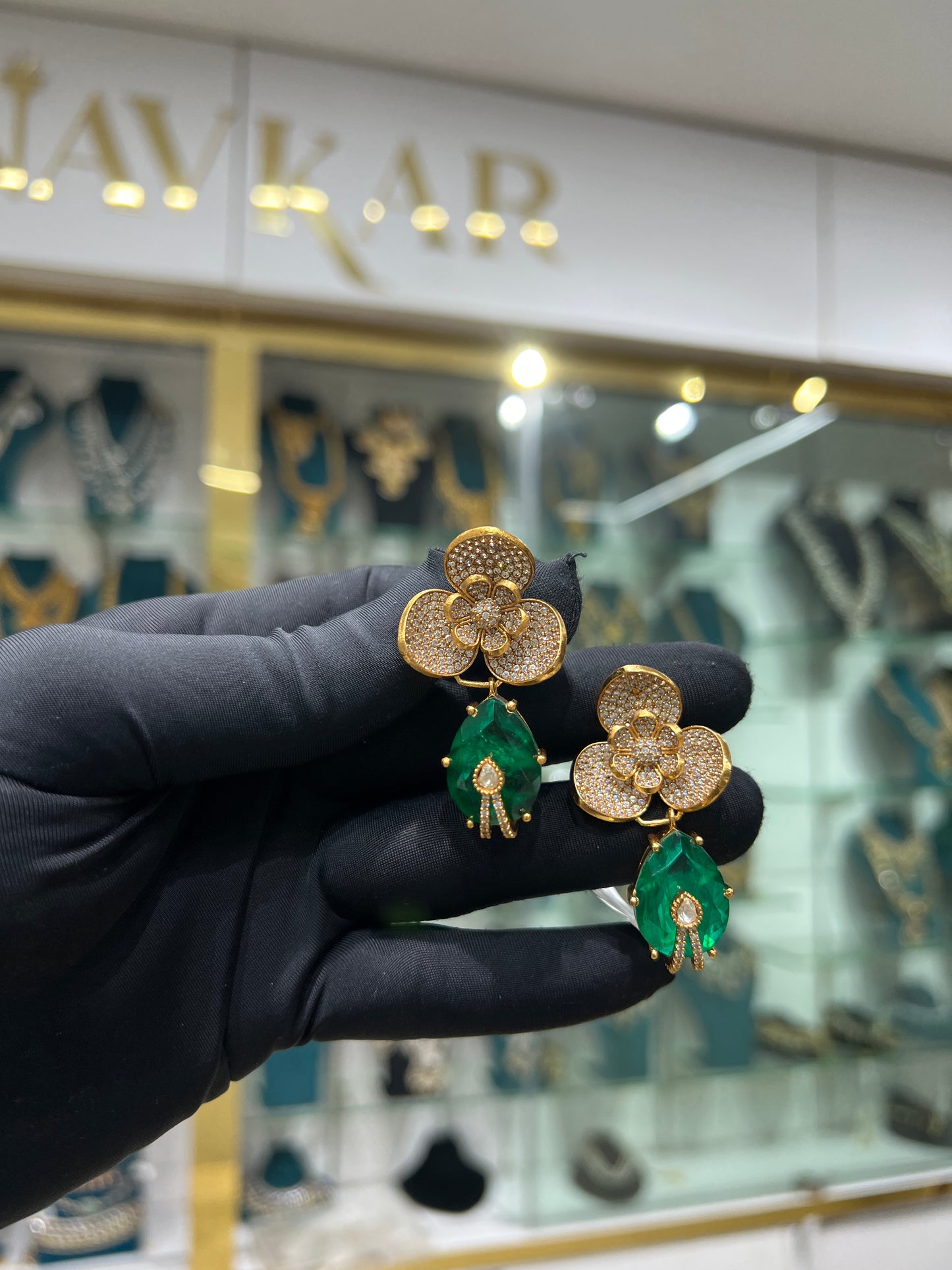 Mossonite earring