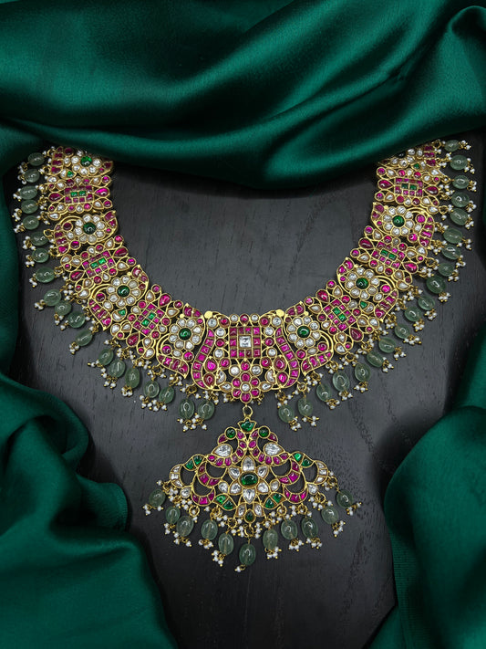 Kundan necklace