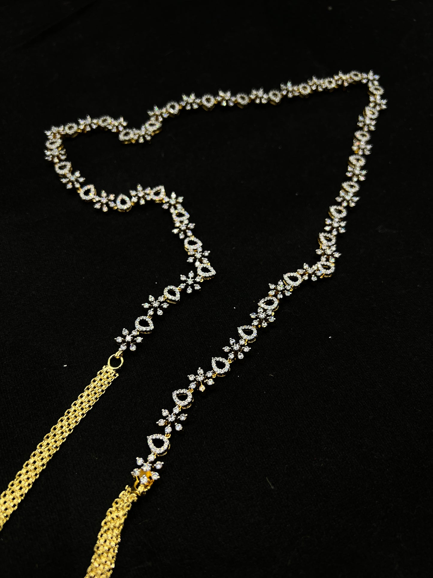 GJ HIP CHAIN