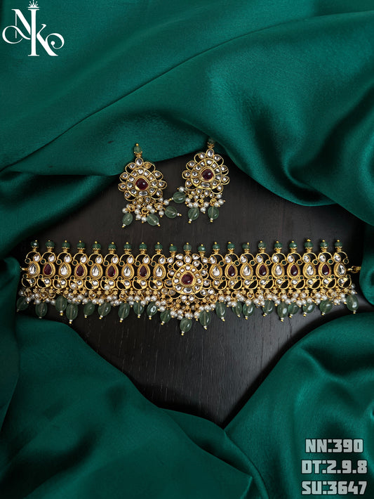Kundan pota stone choker
