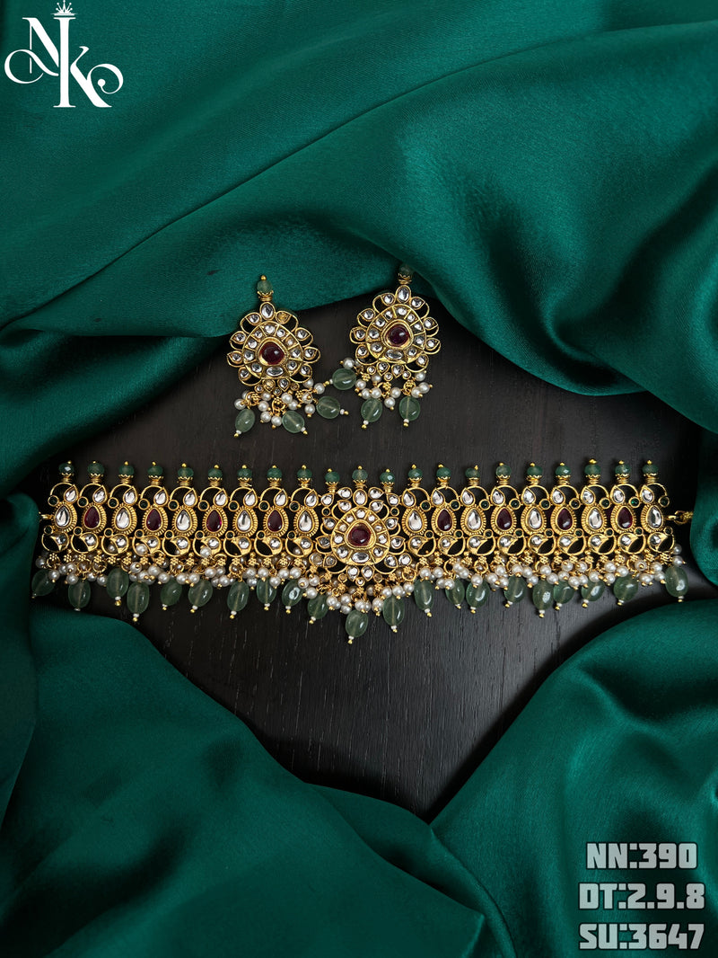 Kundan pota stone choker