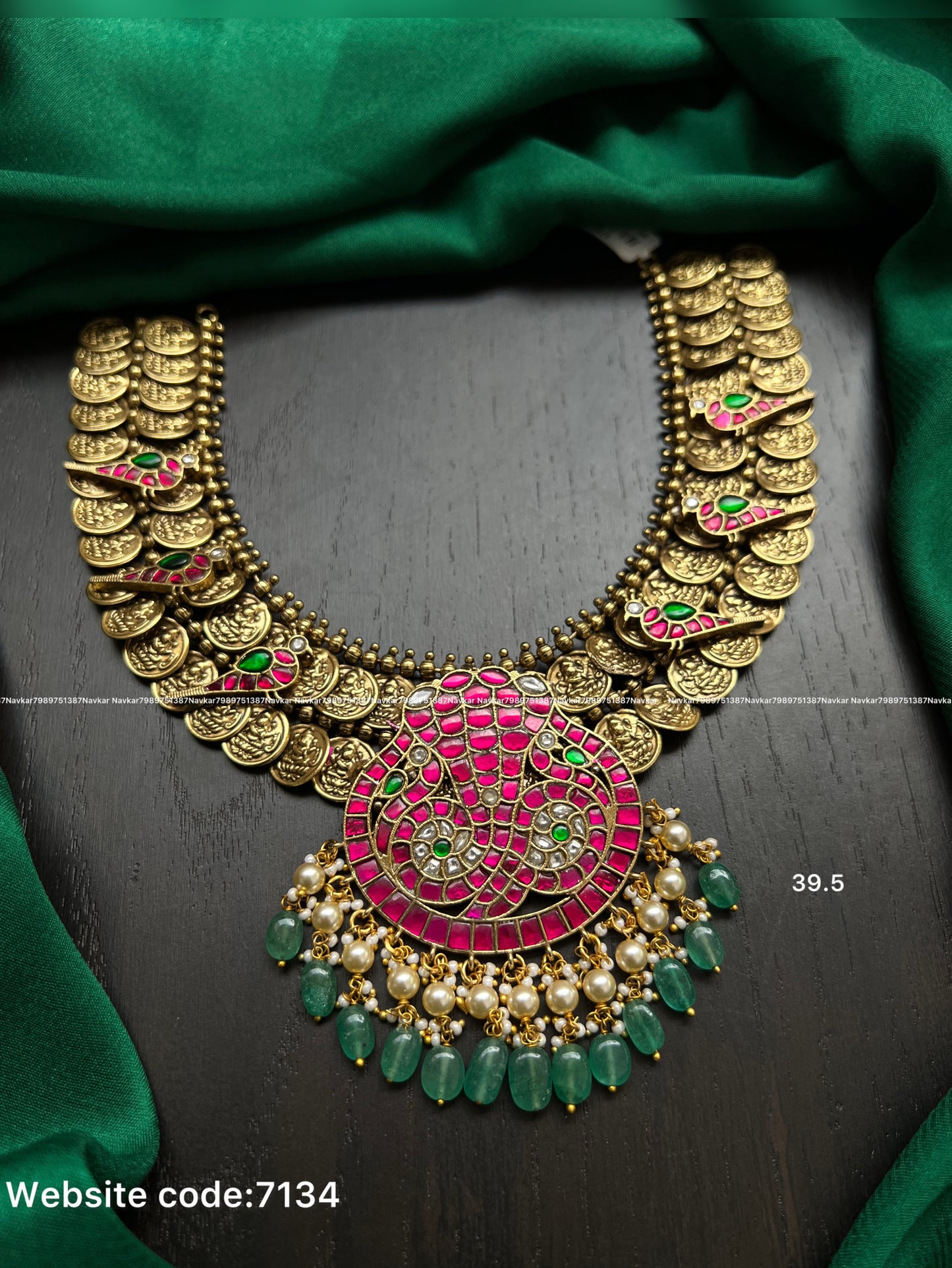 Kundan Nagshi Necklace