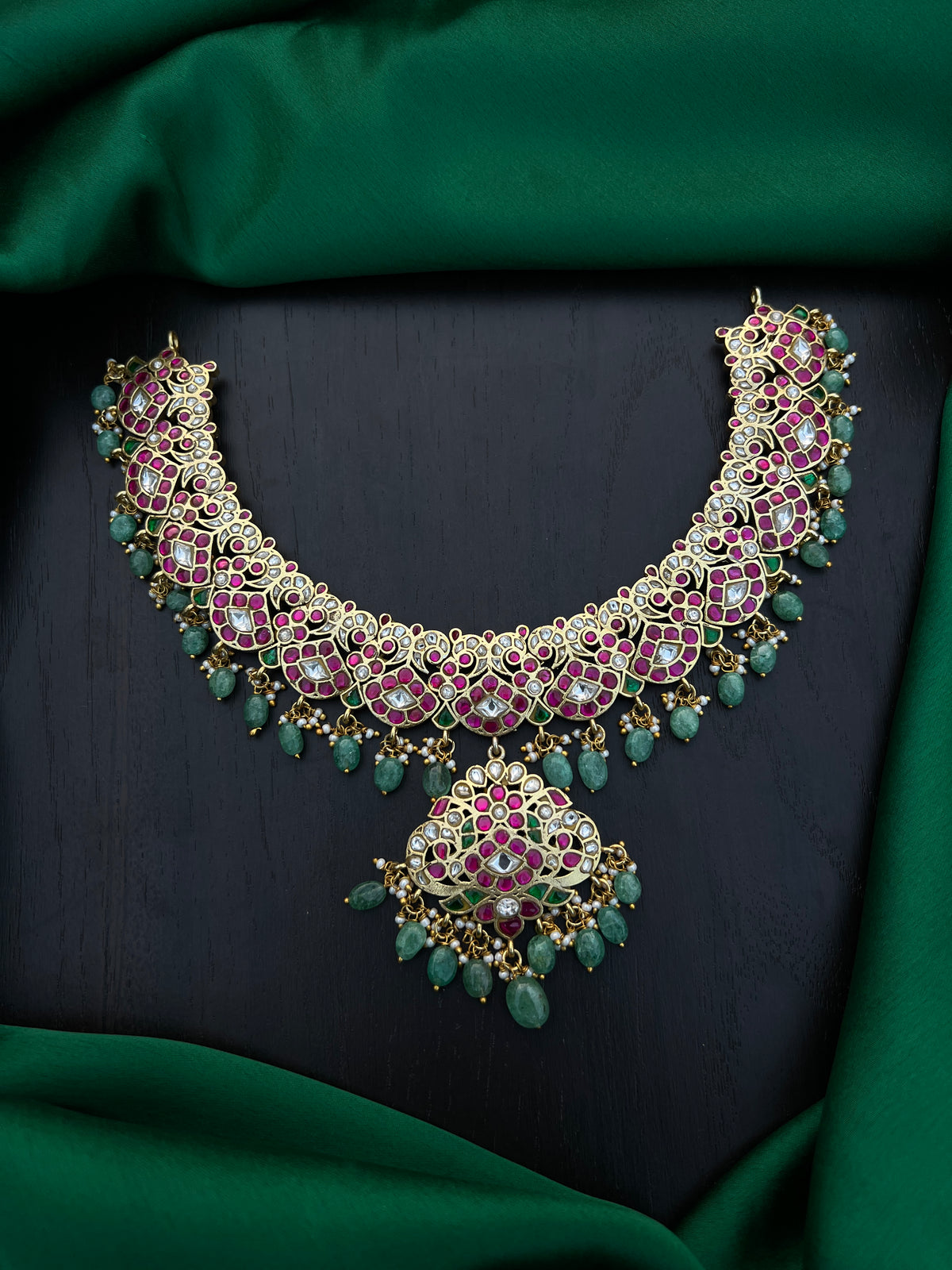Kundan necklace
