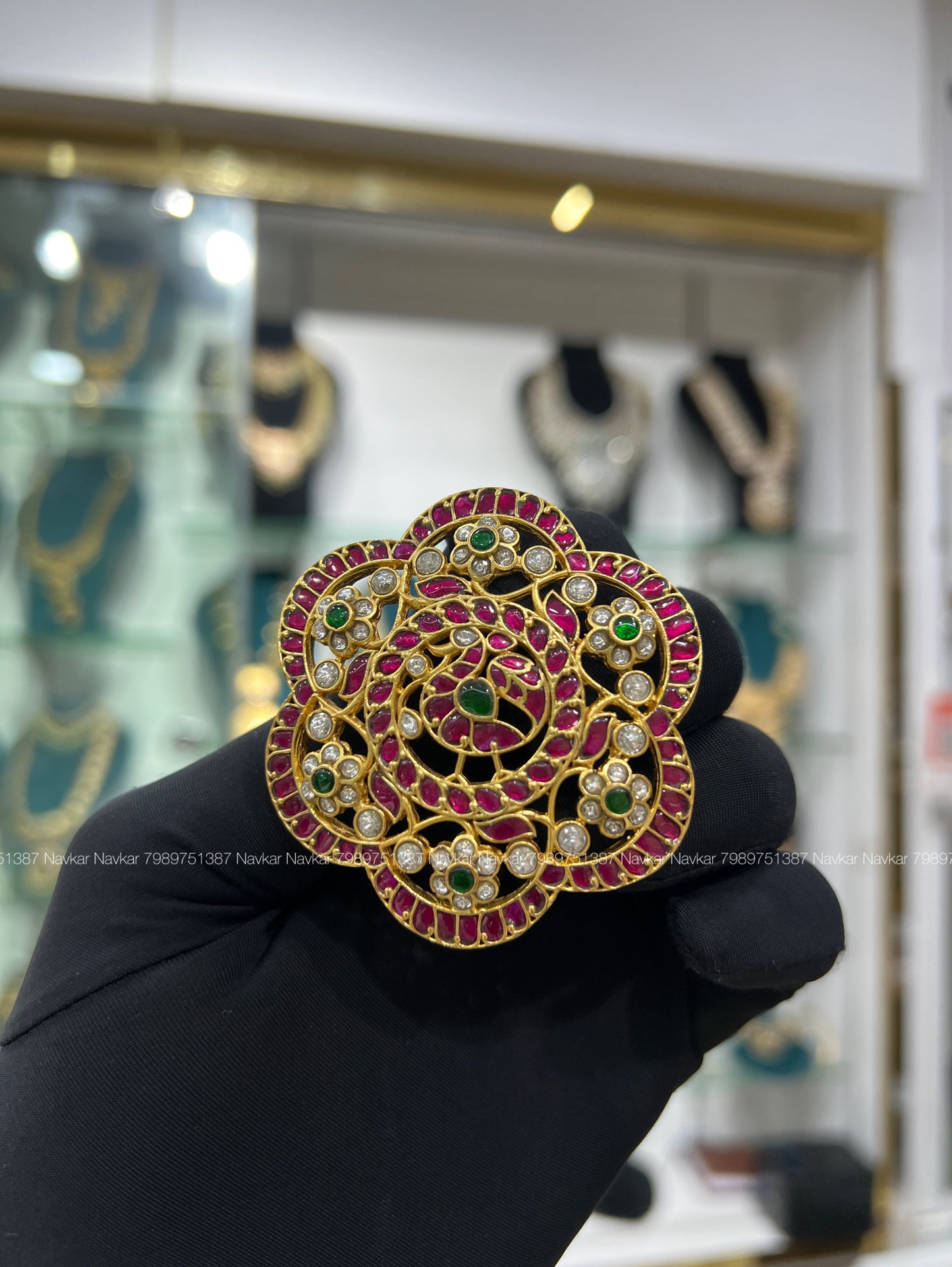 Kundan locket