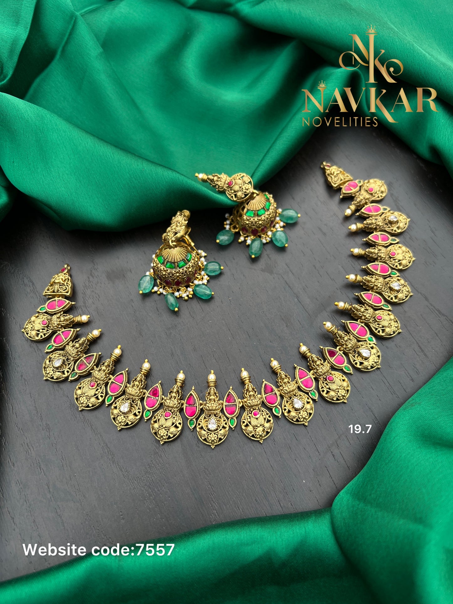 Kundan Nagshi Necklace