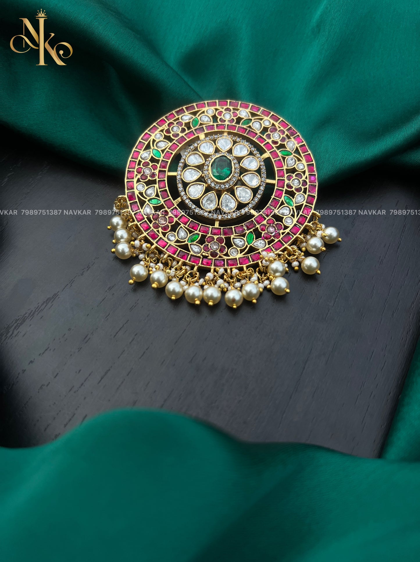Kundan locket