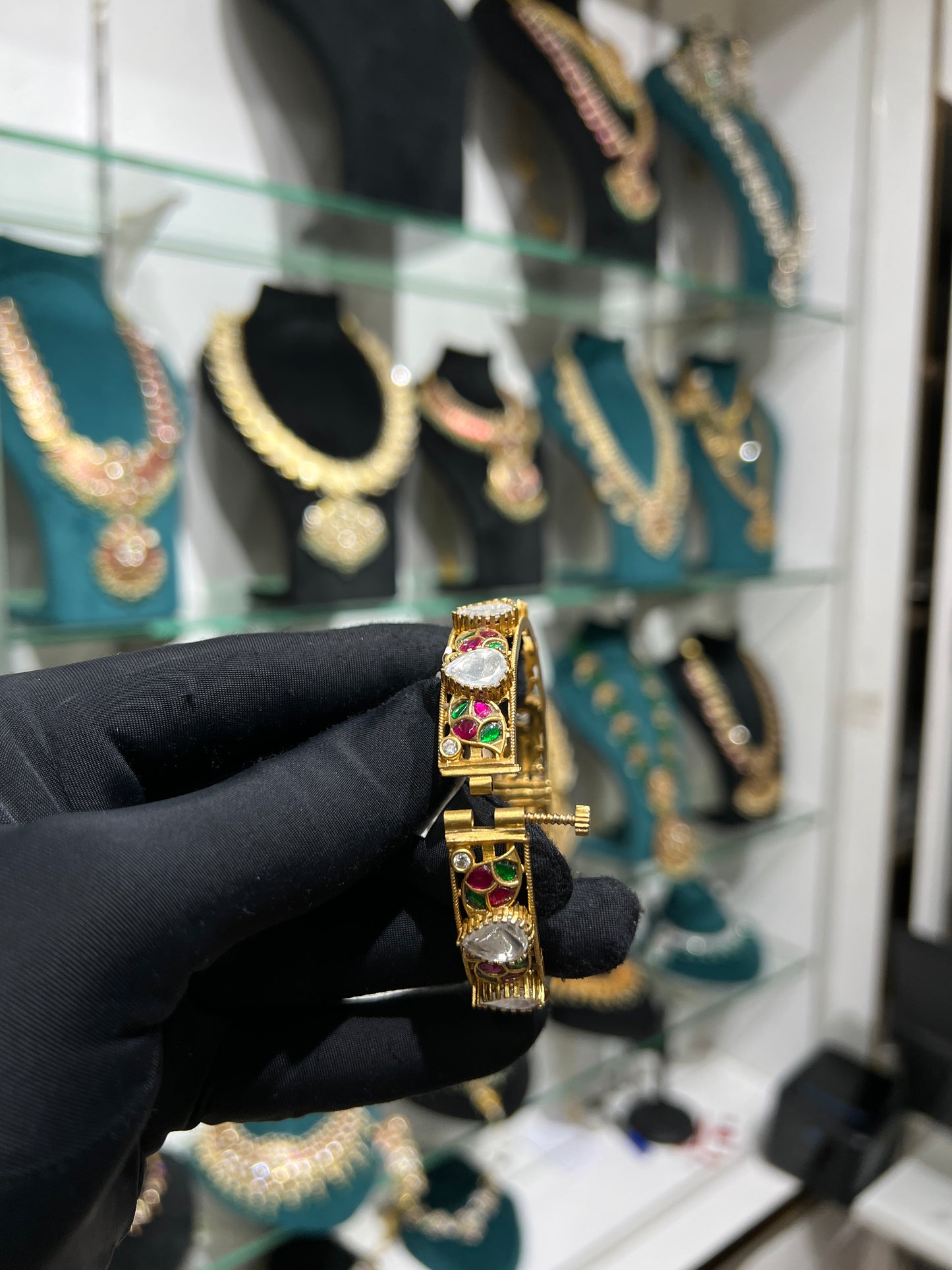 Kundan Kada singleb angles