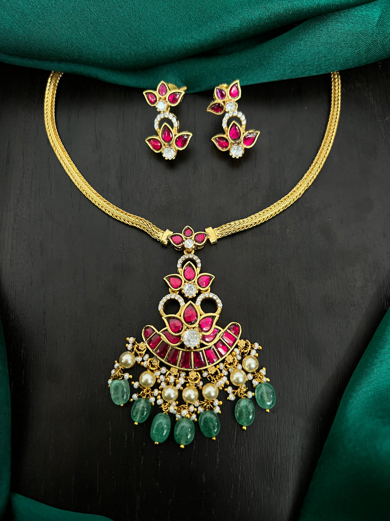 Kundan necklace