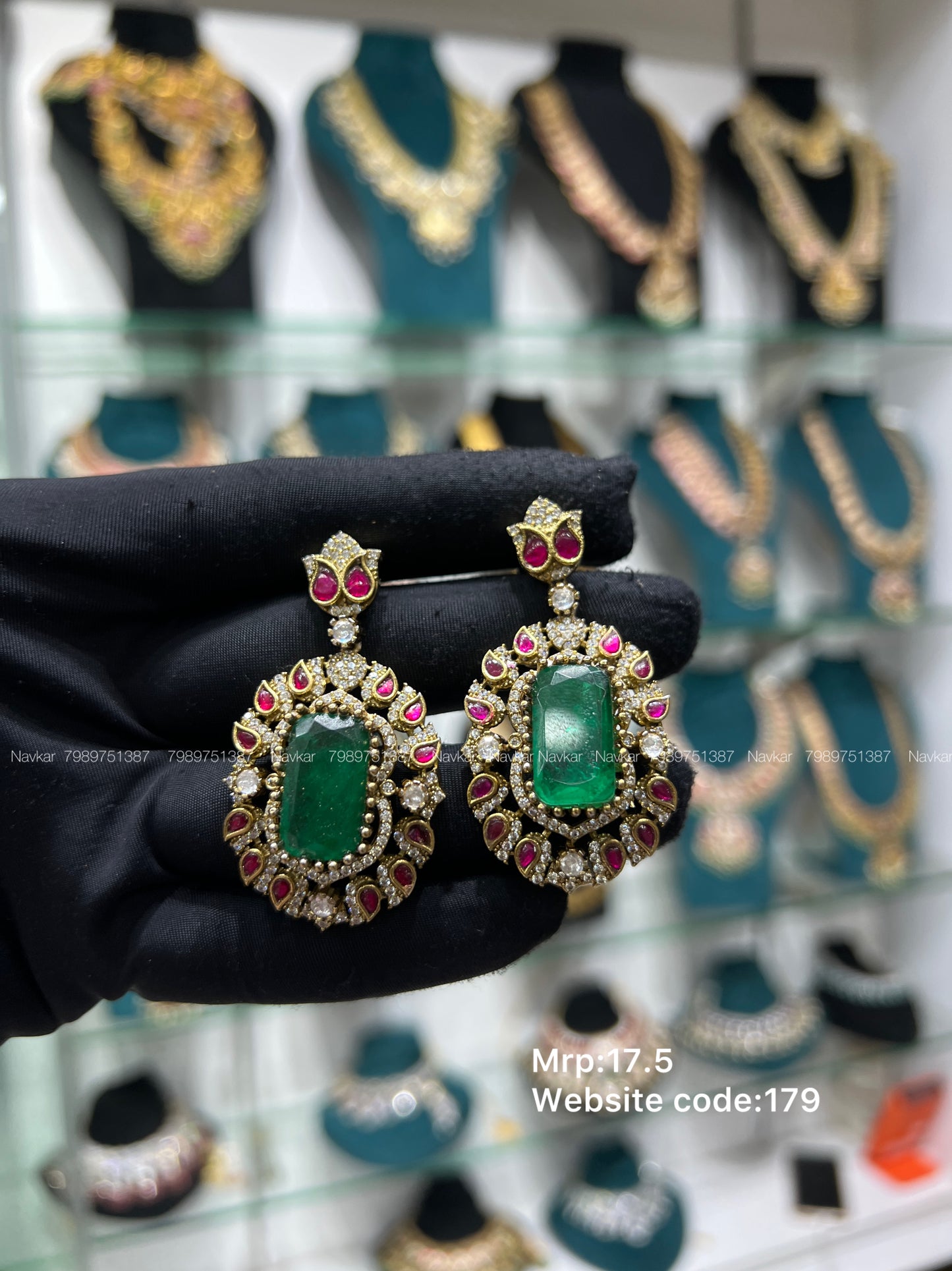 Mossnite earring
