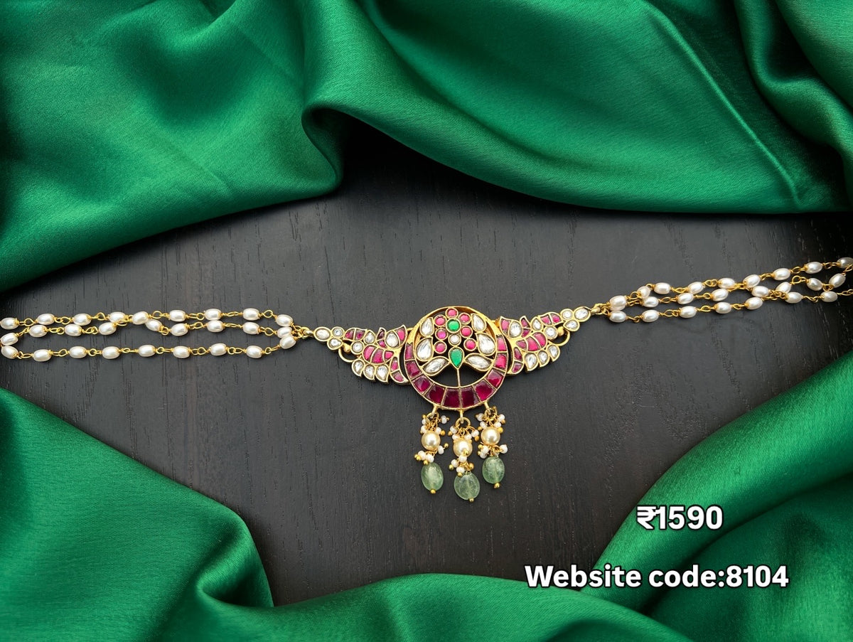 Kundan choker