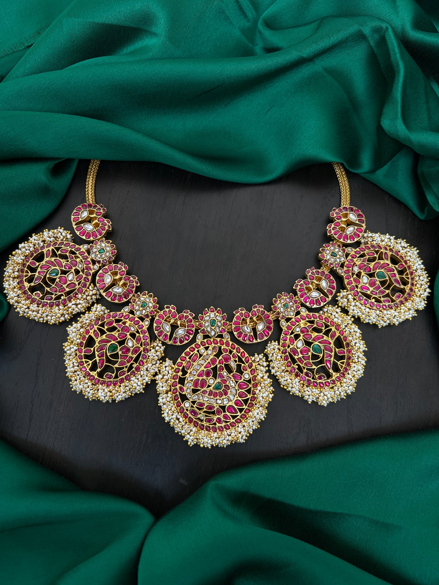 Kundan necklace