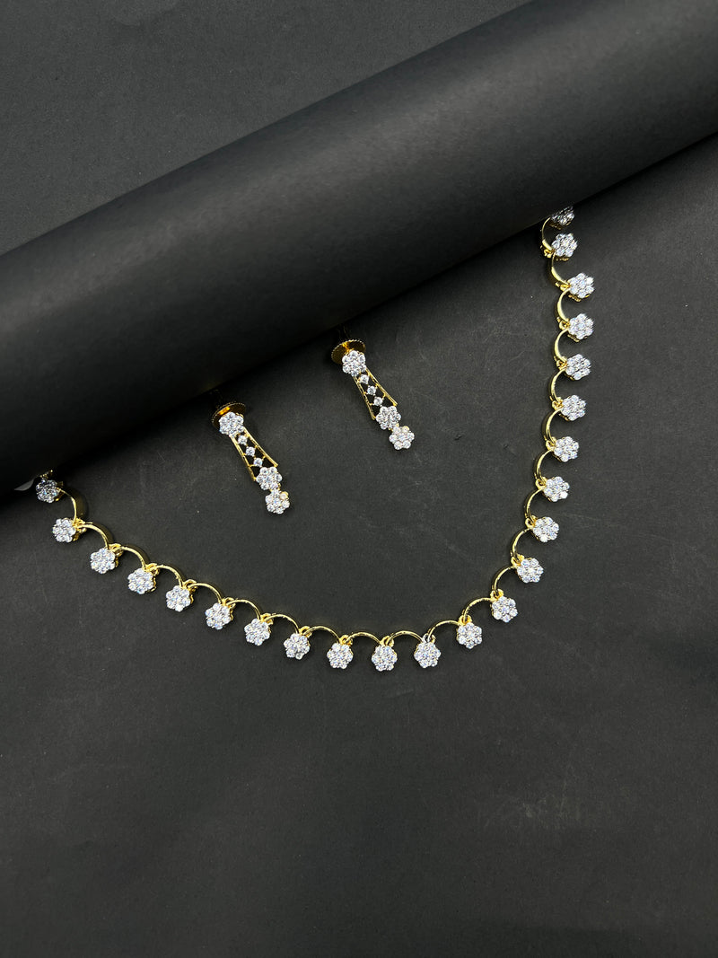 GJ NECKLACE AND EARRINGS