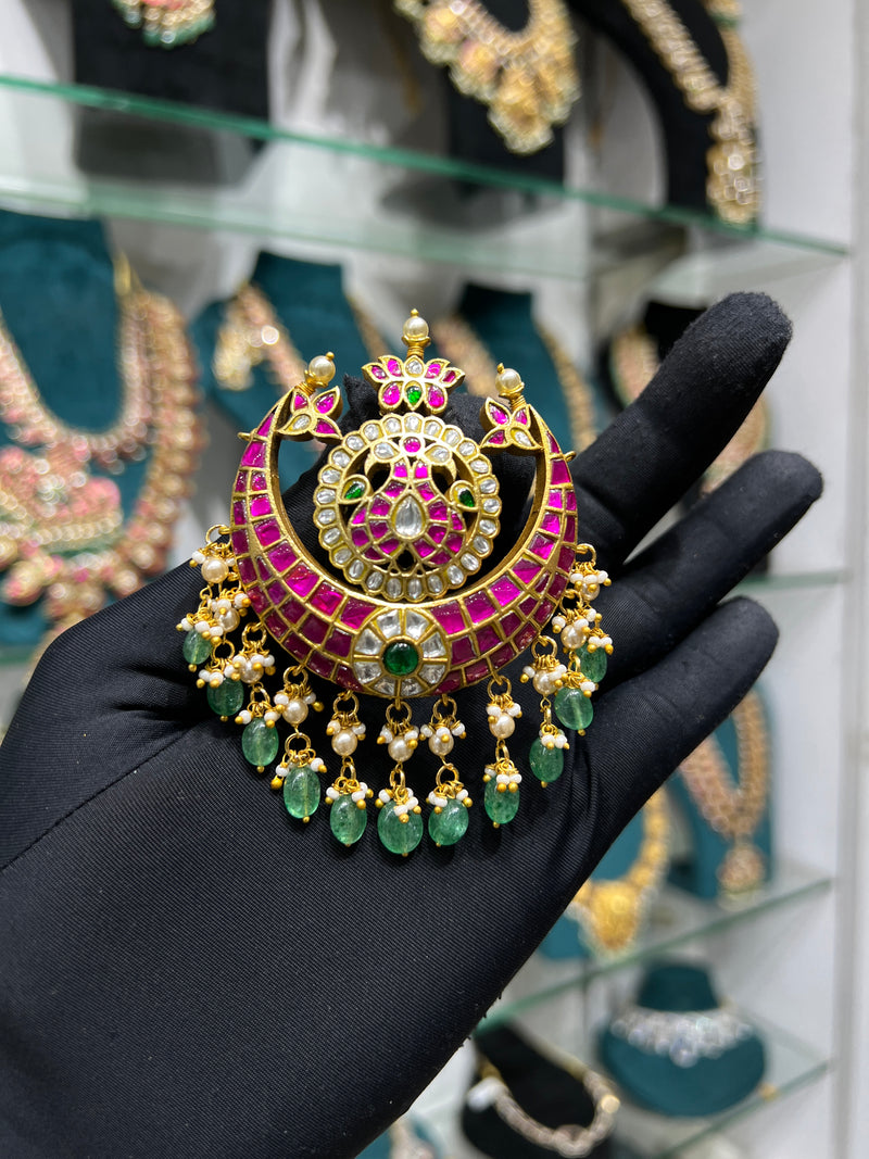 Kundan locket
