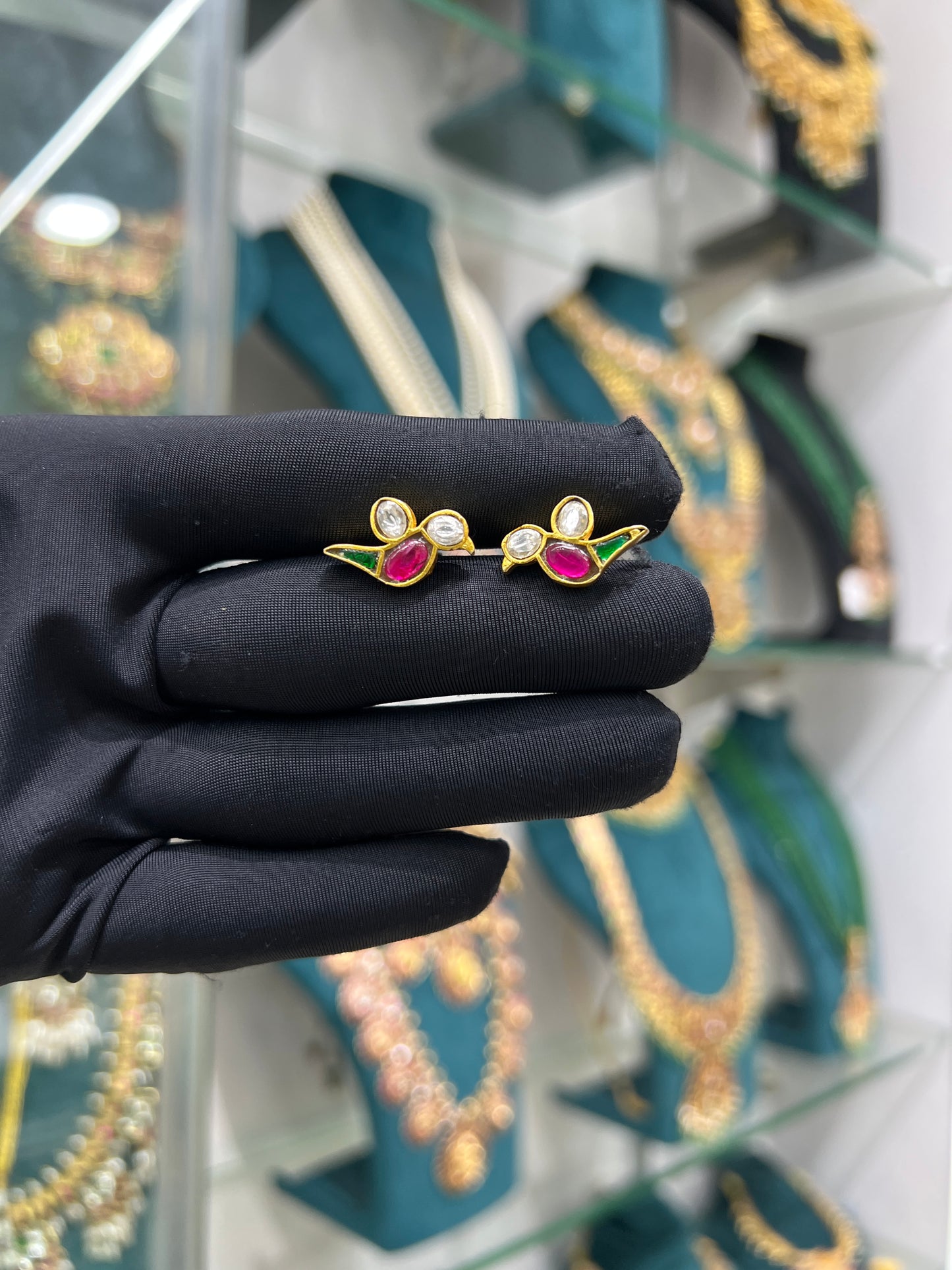 Kundan studs