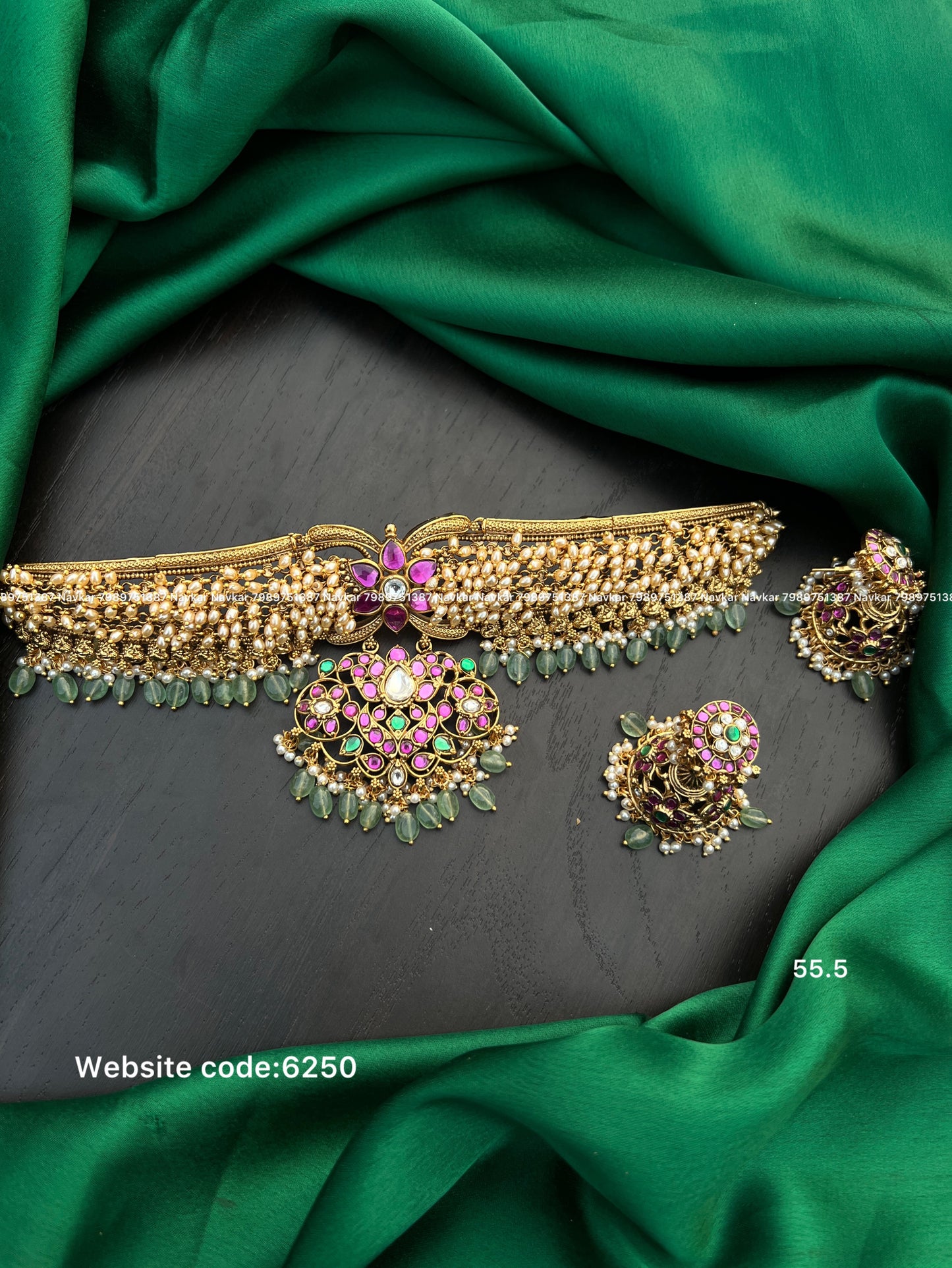 Nagshi choker