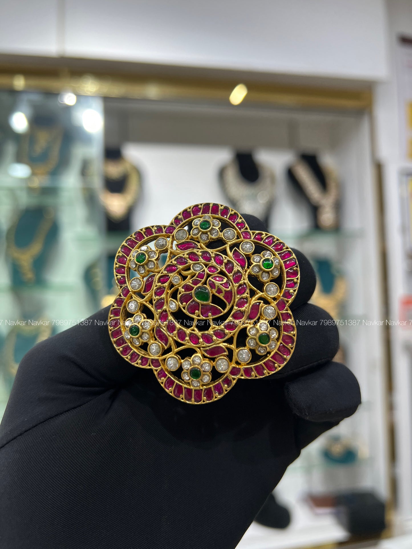 Kundan locket