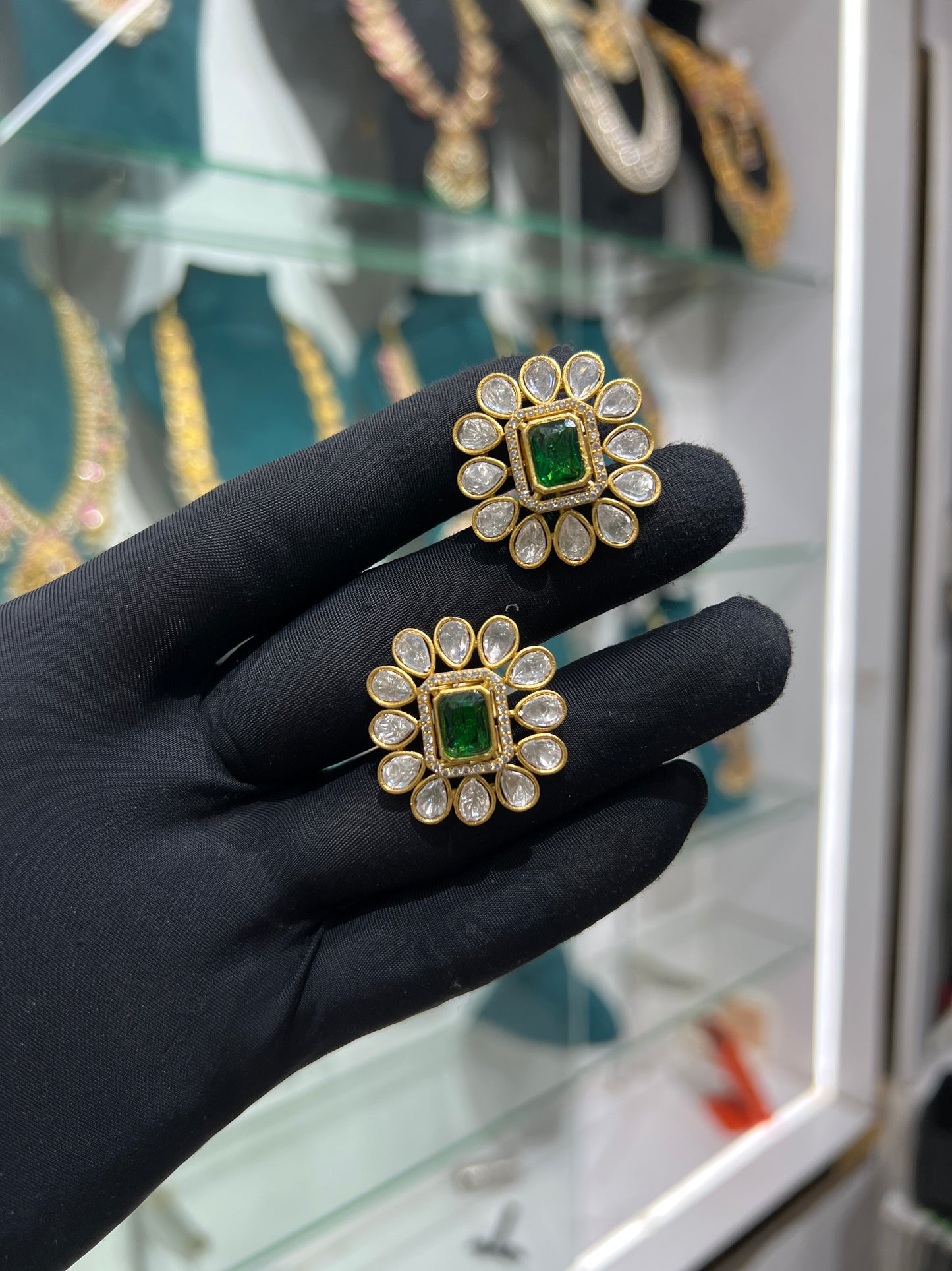 Mossonite earring