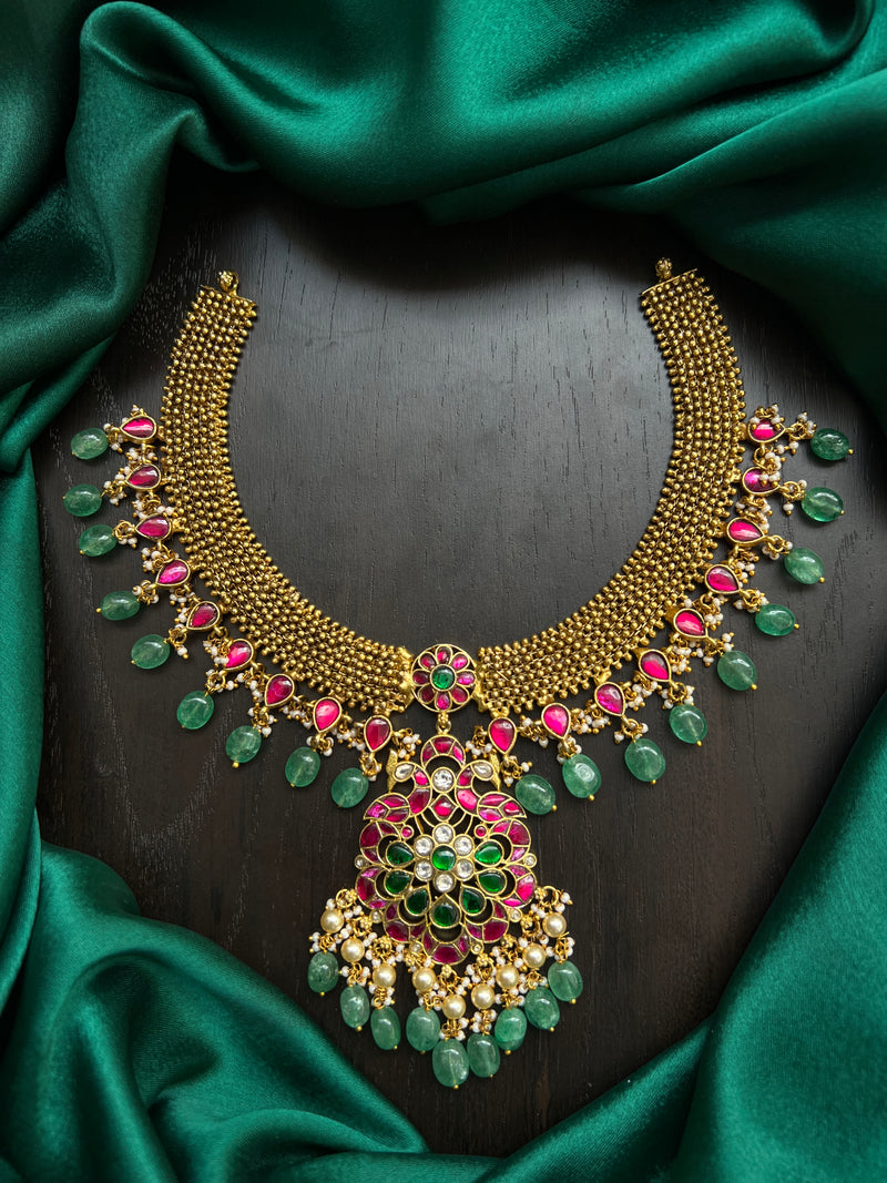 Kundan necklace