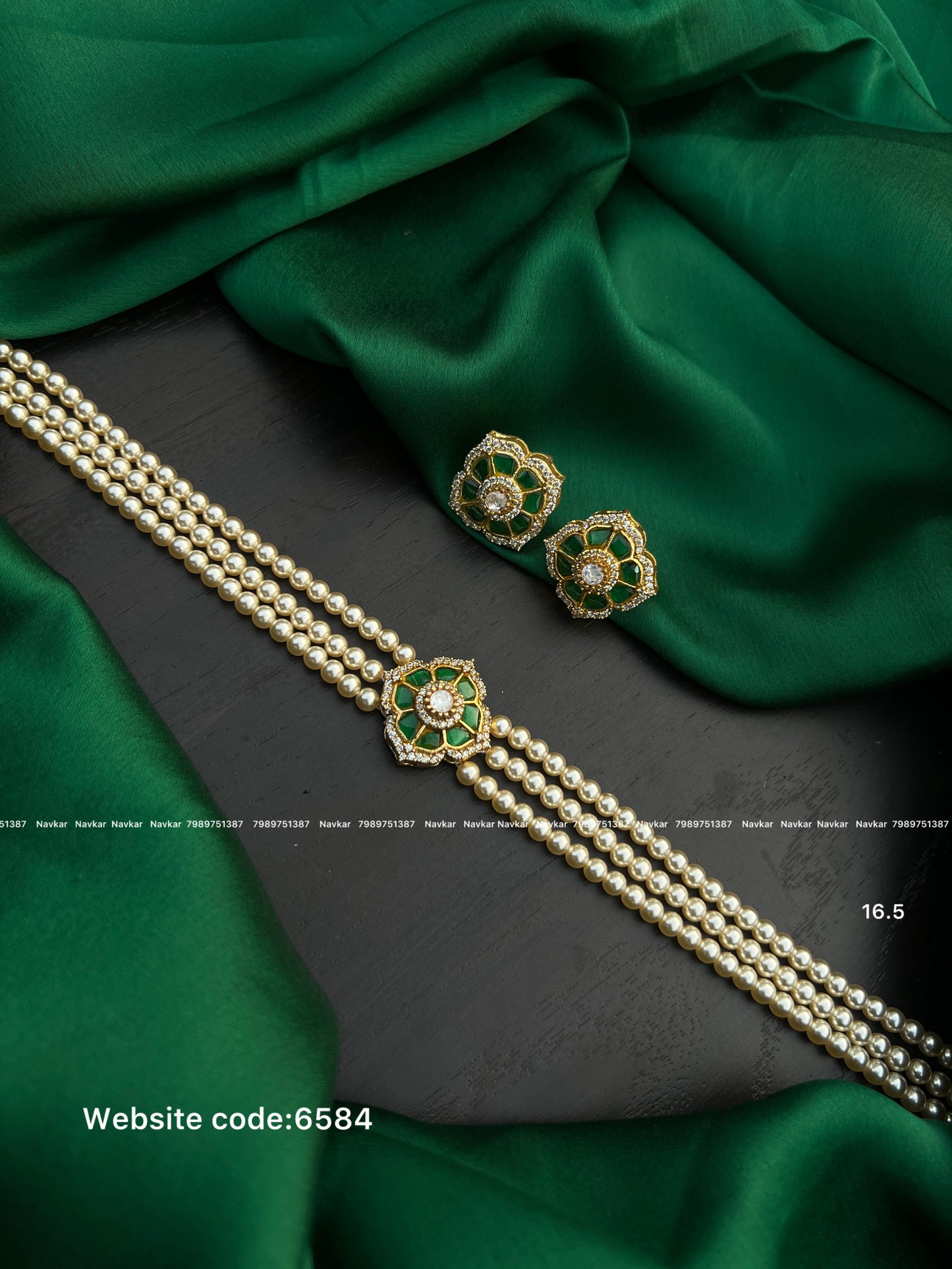 Kundan beads choker