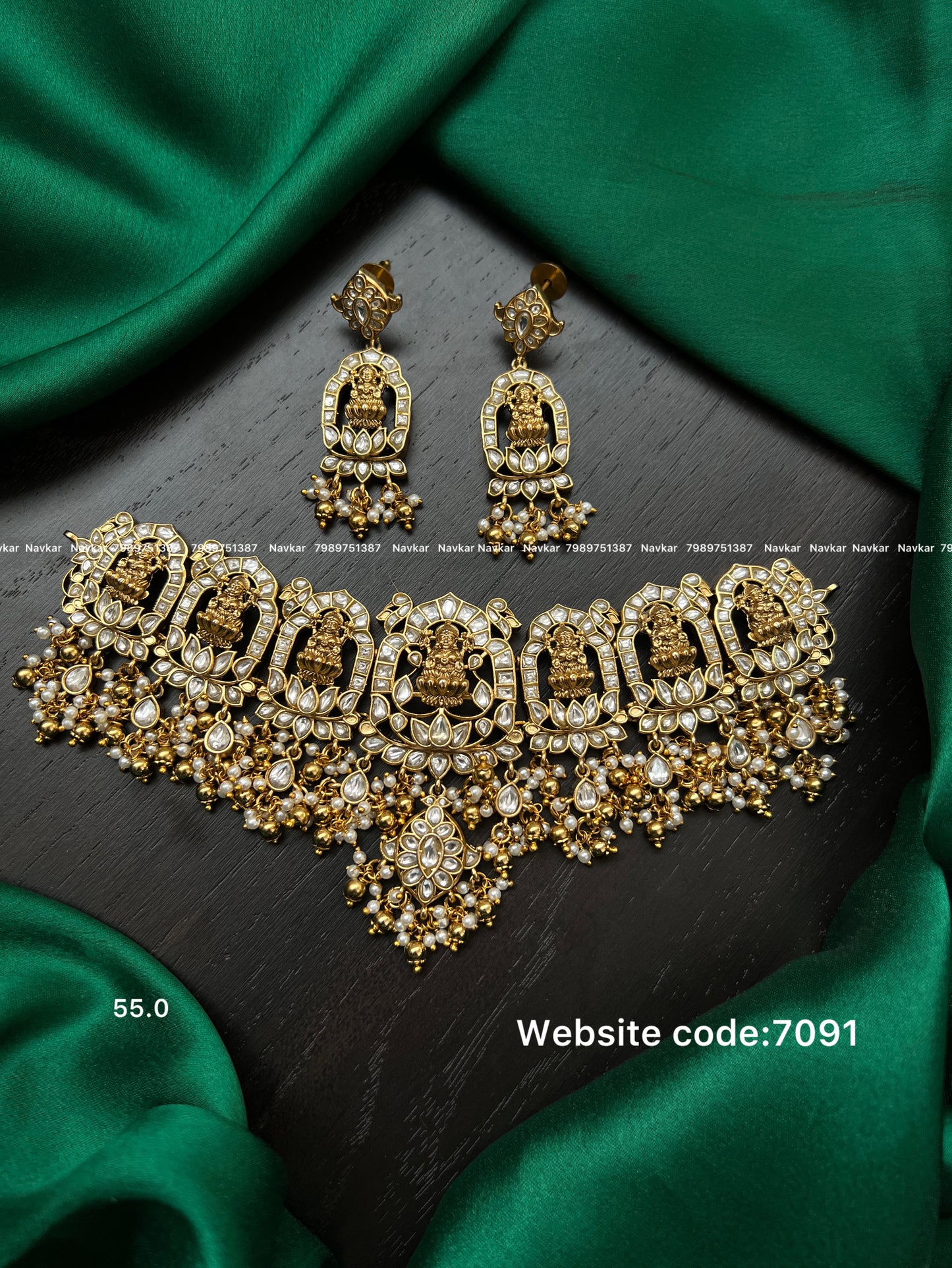 Nagshi choker