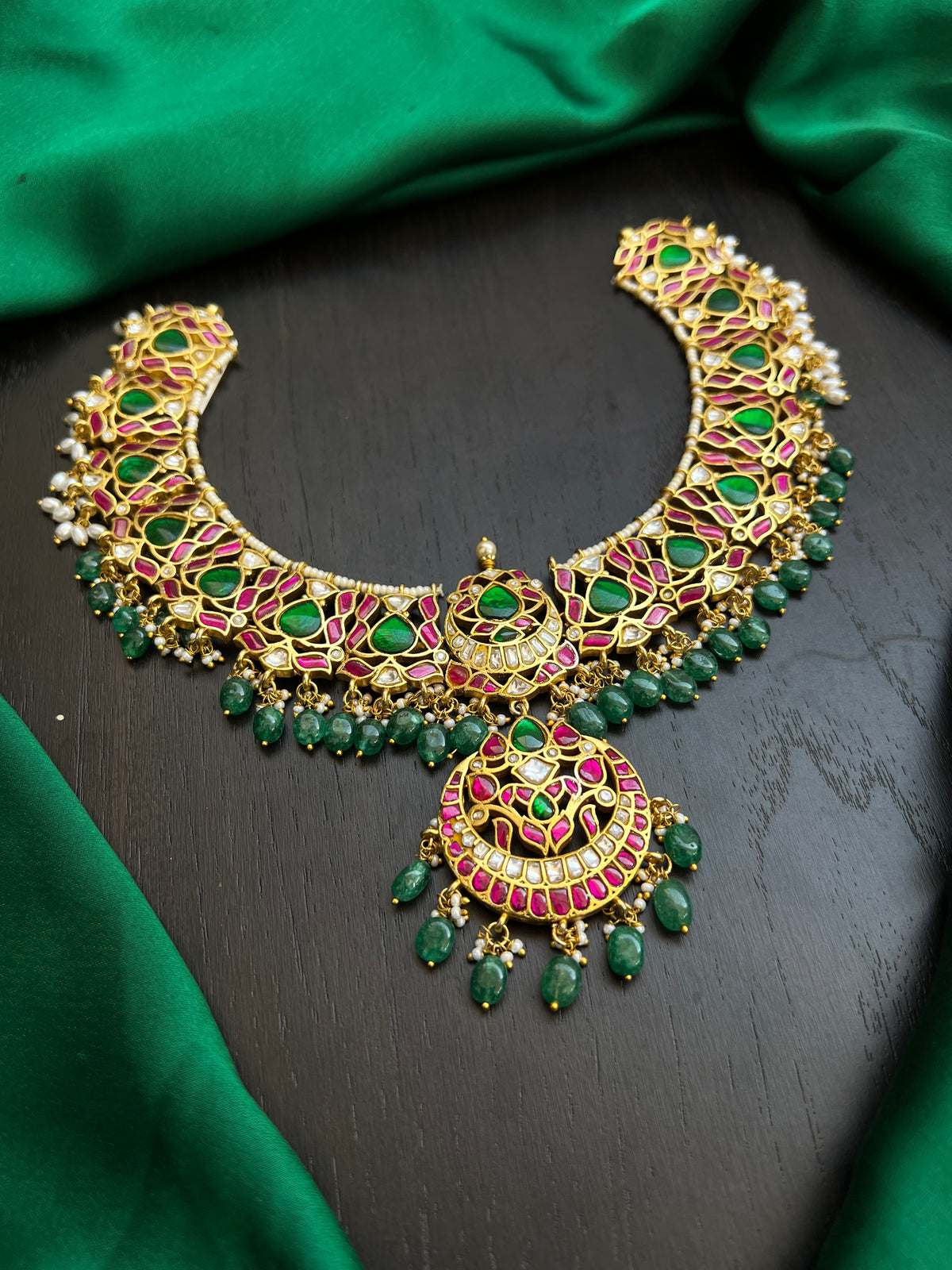 Kundan necklace