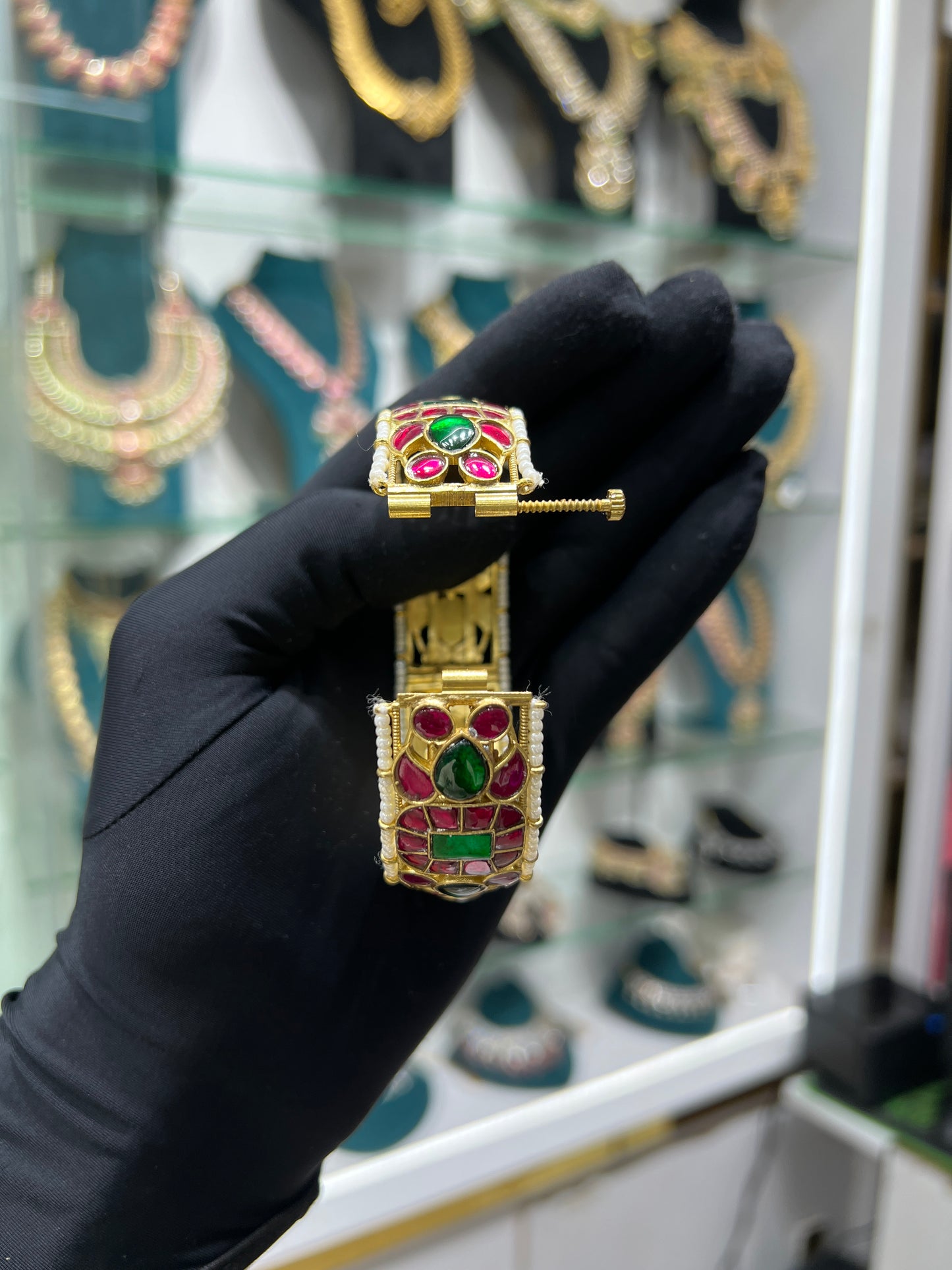 Kundan bangle