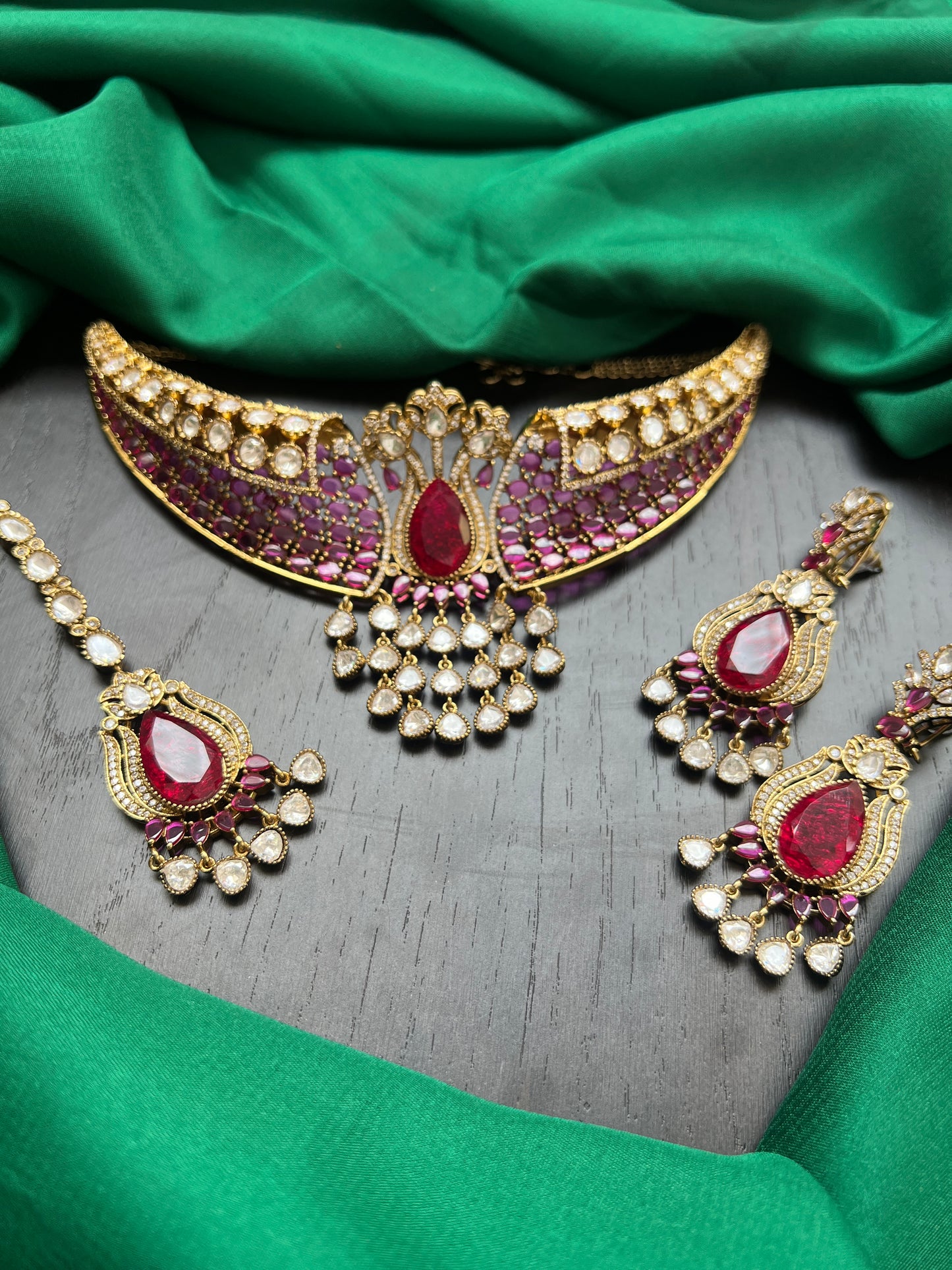 Polki choker