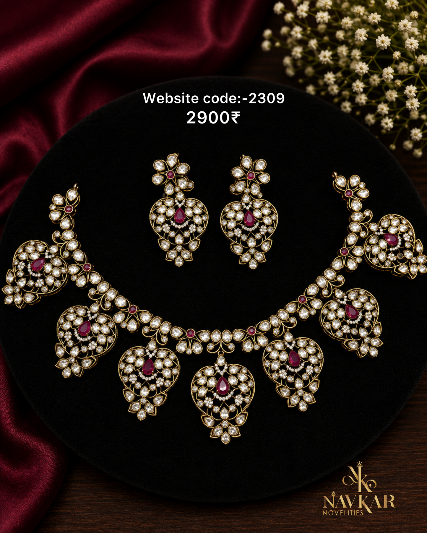 Victoria necklace